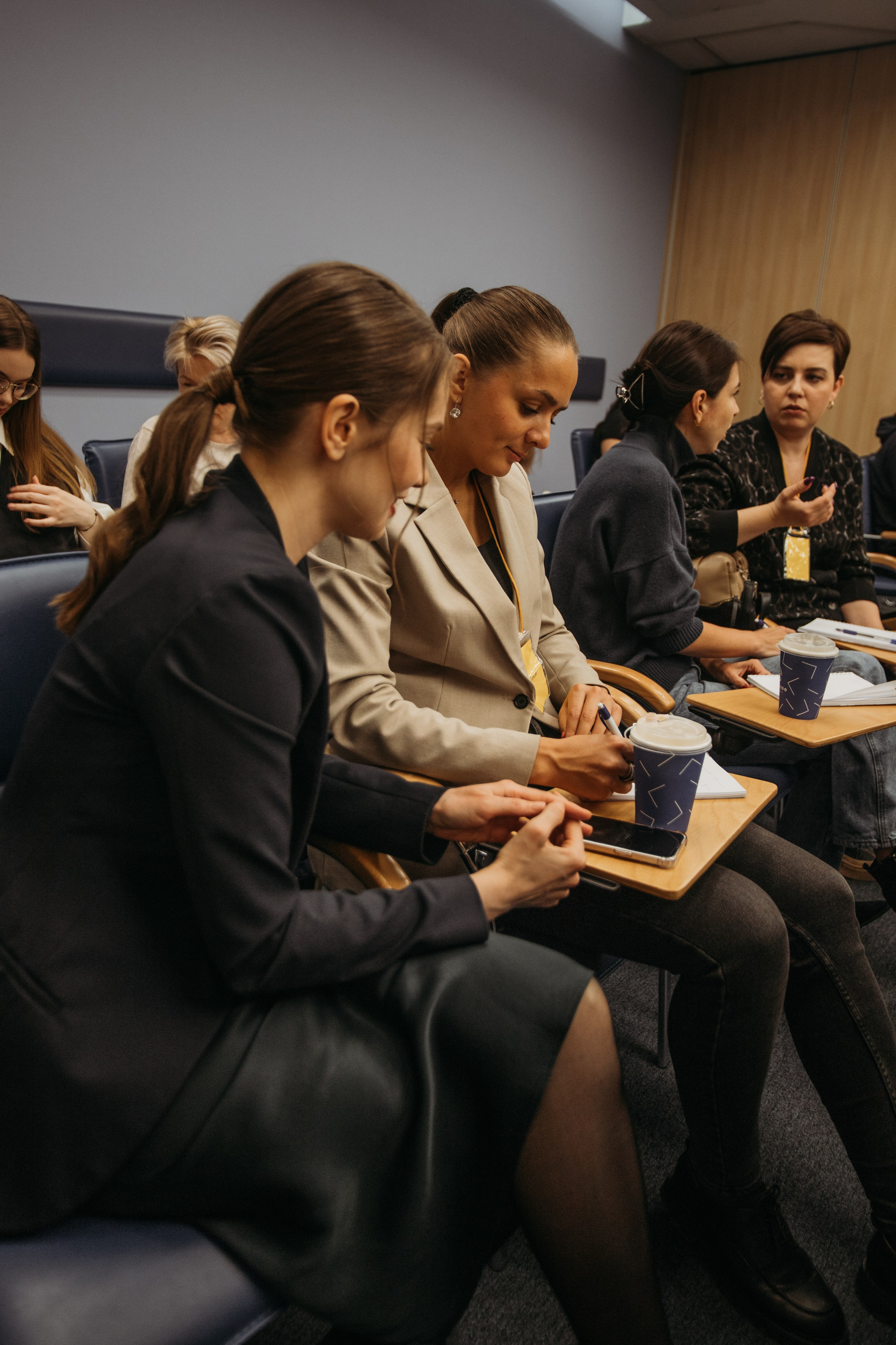 Тренинг по НЛП технологиям Михаила Пелехатого. Венера Гайн. Репортажный фотограф  Тюмень. Обучение фотографии с 0