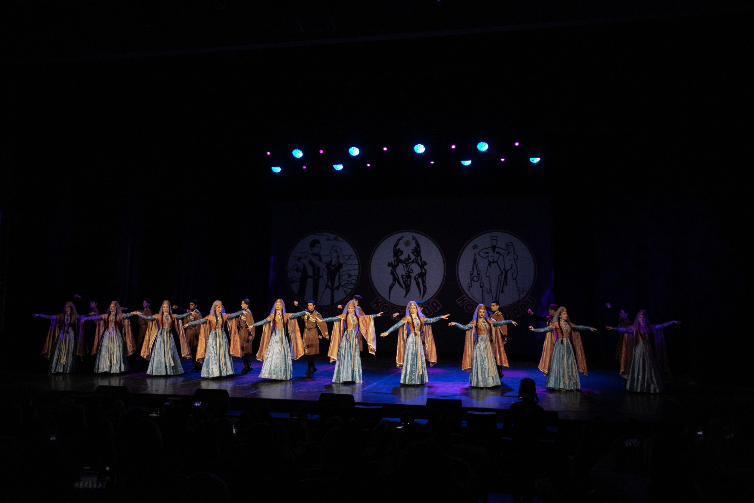 Концерт, грузинские танцы. Art photographer Nino