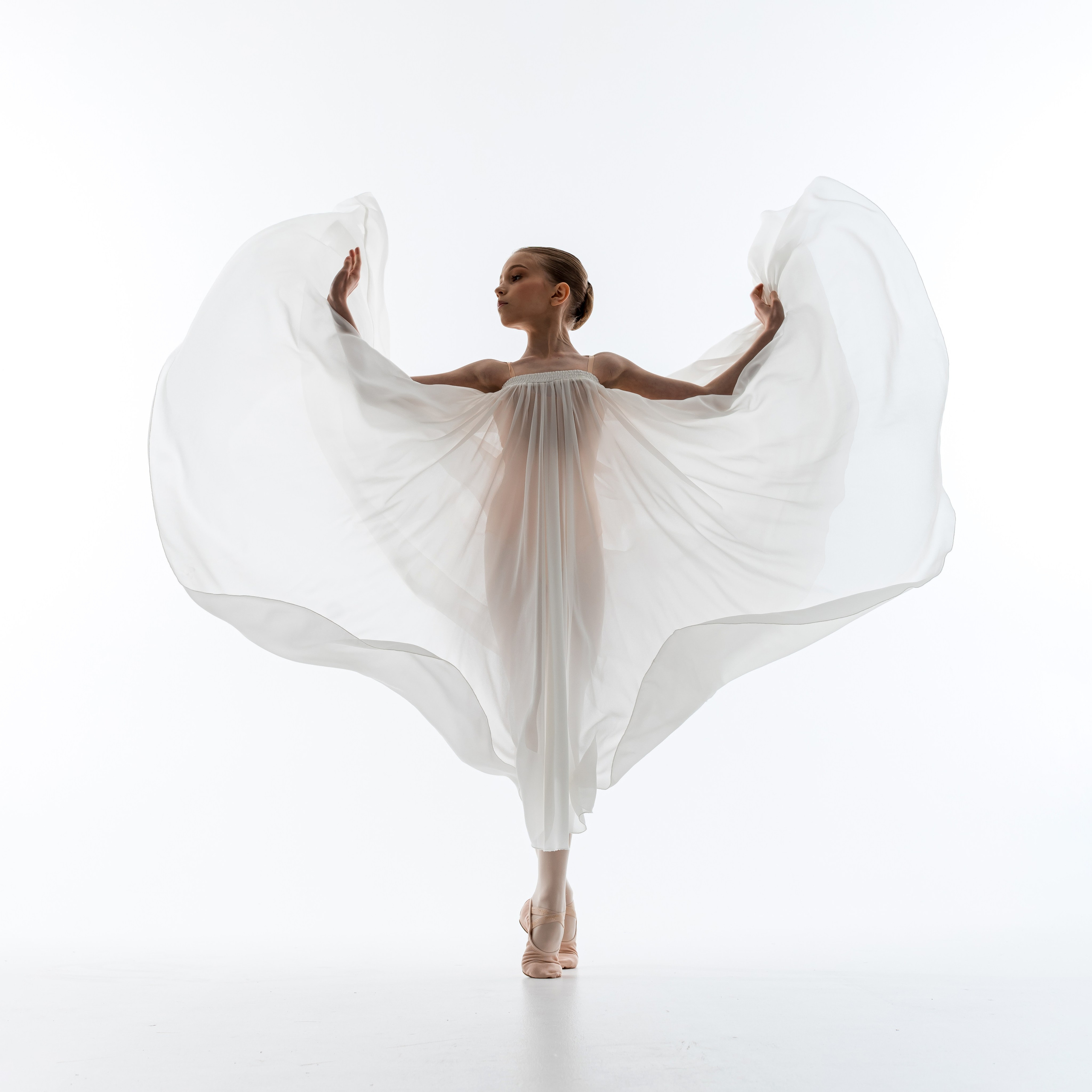 Балетная съёмка на белой циклораме и фонах. Балетный фотограф Алина Ханько — Душа Балета