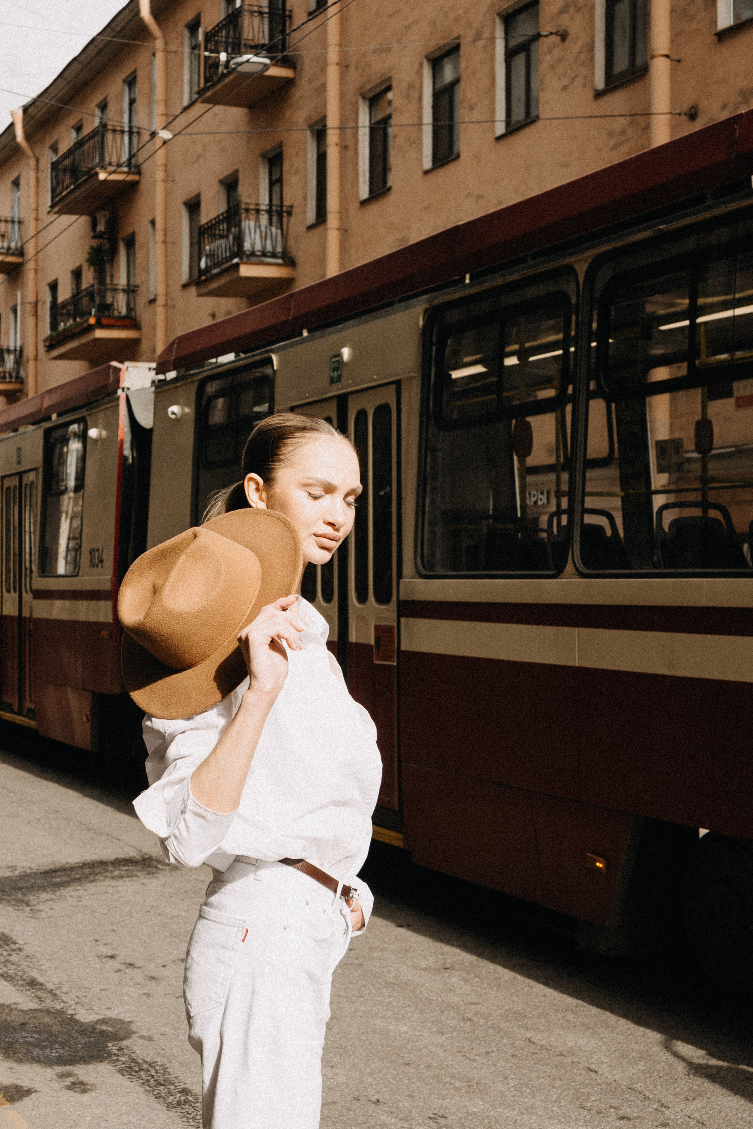МЫ ГУЛЯЛИ ПРО КРЫШАМ ПИТЕРА. Профессиональный фотограф, Санкт-Петербург — Виктория Богомолова