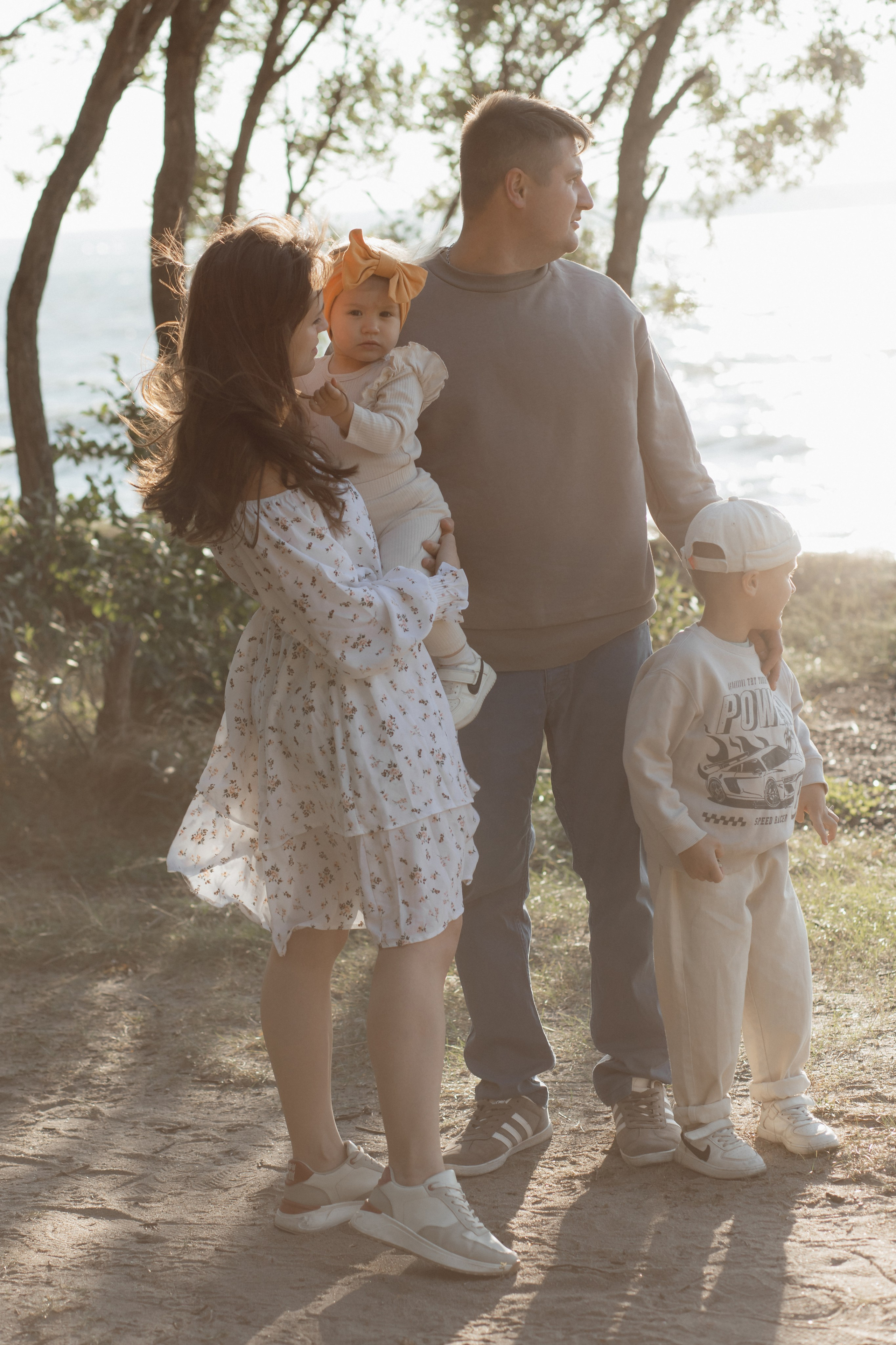 На берегу. Семейный и свадебный фотограф в Челябинске Мария Леонтьева