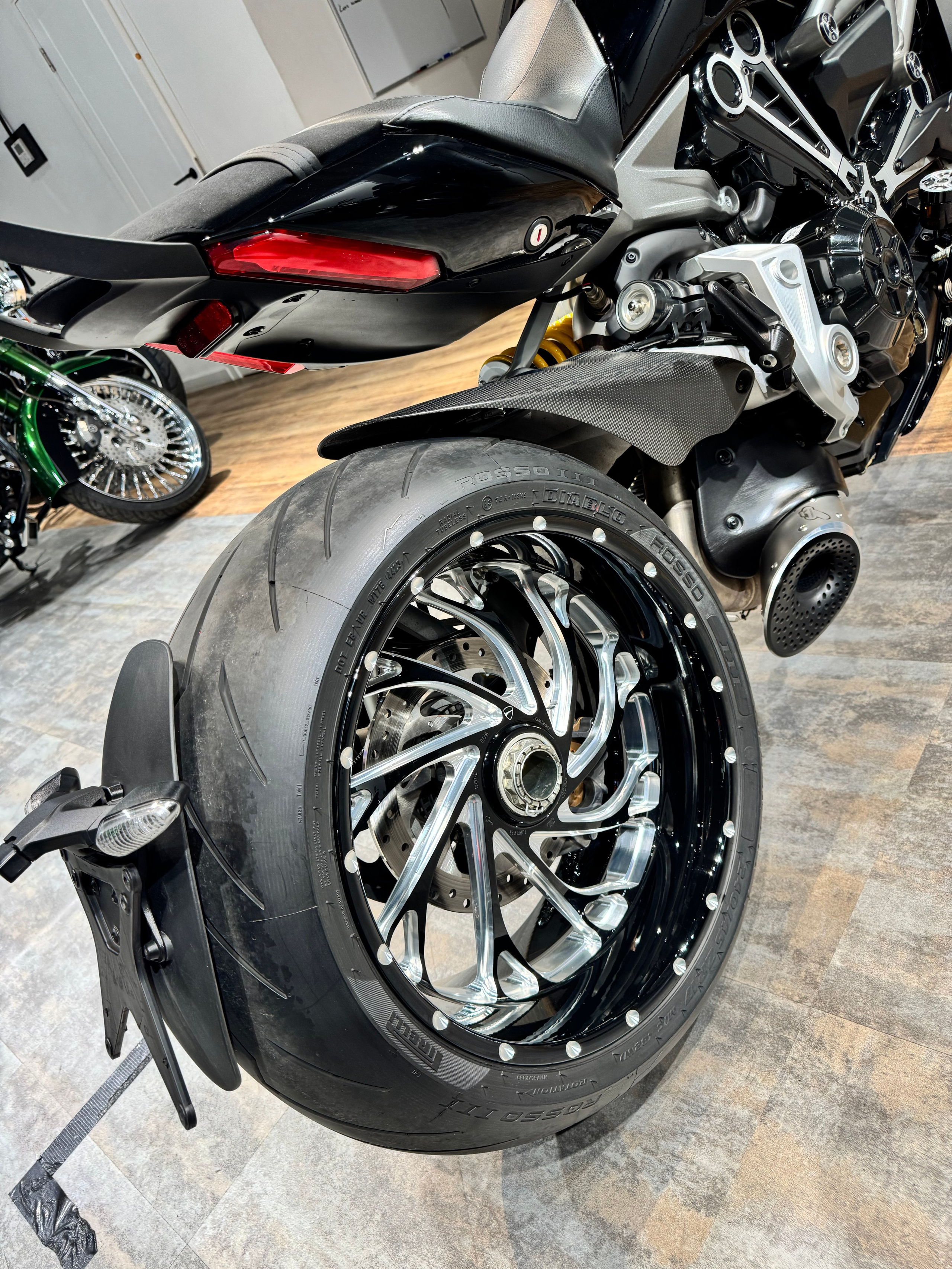 Harley Davidson Ducati xDiavel S (Termignoni) — купить мотоцикл. Hello Davidson, Москва. Только хорошие мотоциклы…