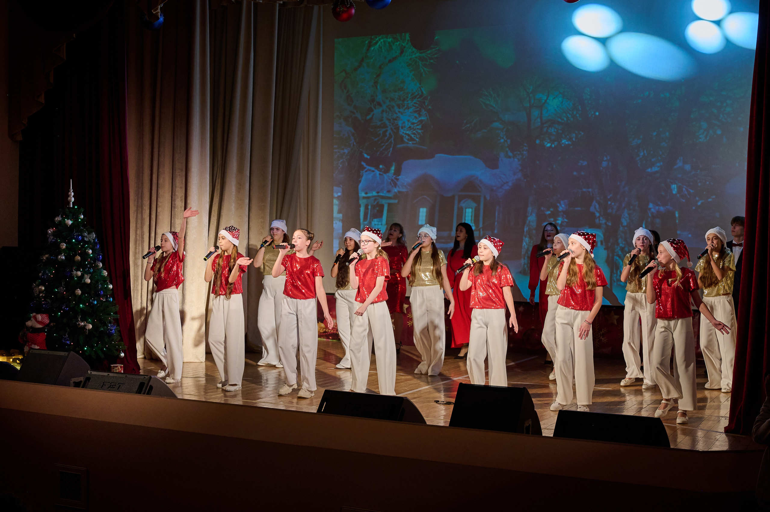 Новогодний концерт. Жизнь курорта Кабардинка в фотографиях