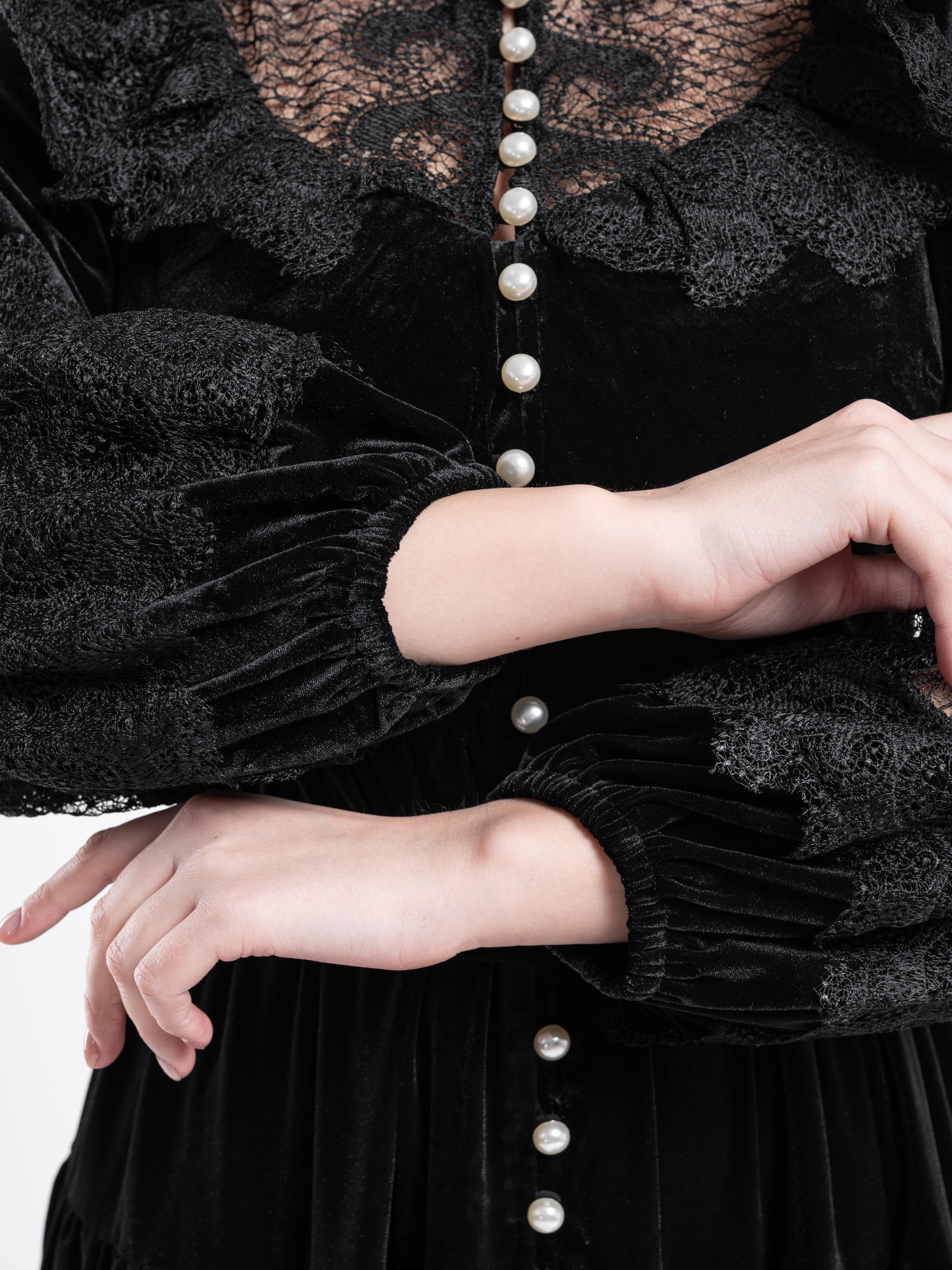 Платья и костюмы. Предметный фотограф, фото для маркетплейсов Пятигорск, КМВ