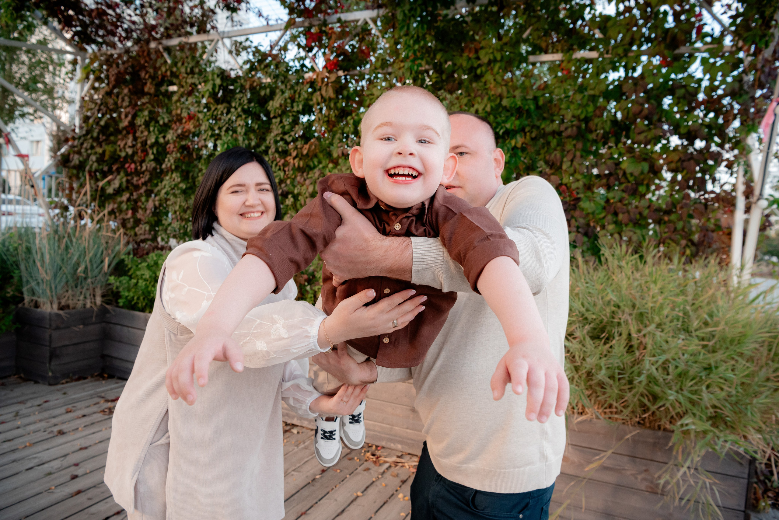 Семья в ЦПКиО. Фотограф в Волгограде и Волжском Александр Горбань