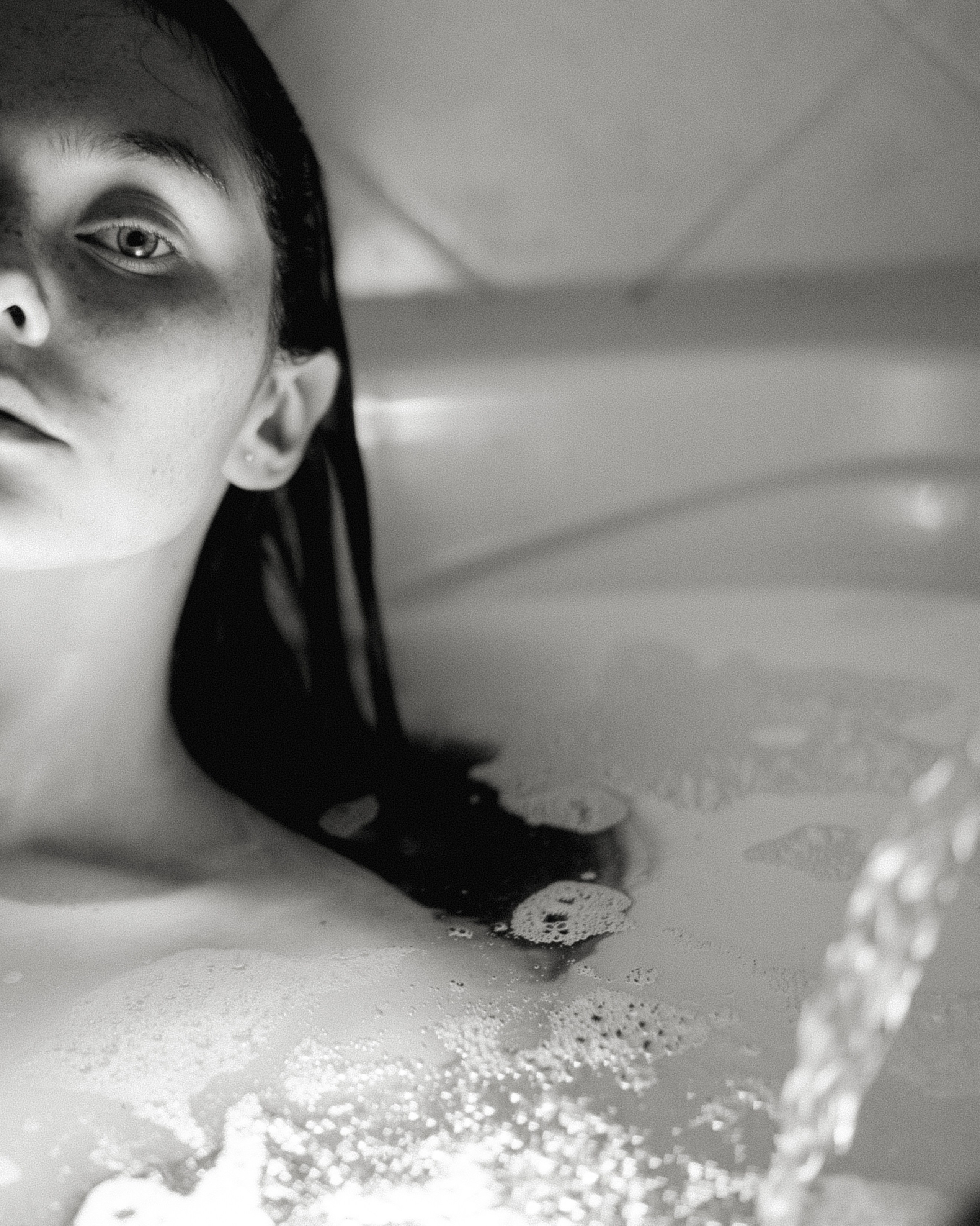 Софья в ванной. Чувственный фотограф в Санкт-Петербурге Пятнова Ксения