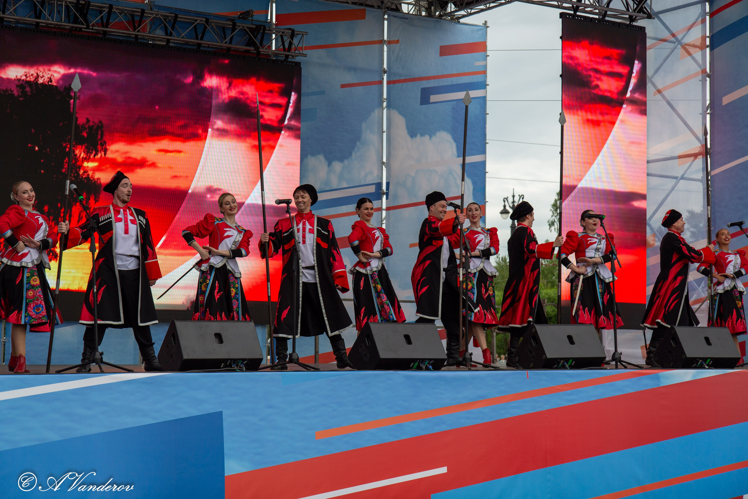 День России 12.06.2024. Фотограф Омск | Александр Вандеров