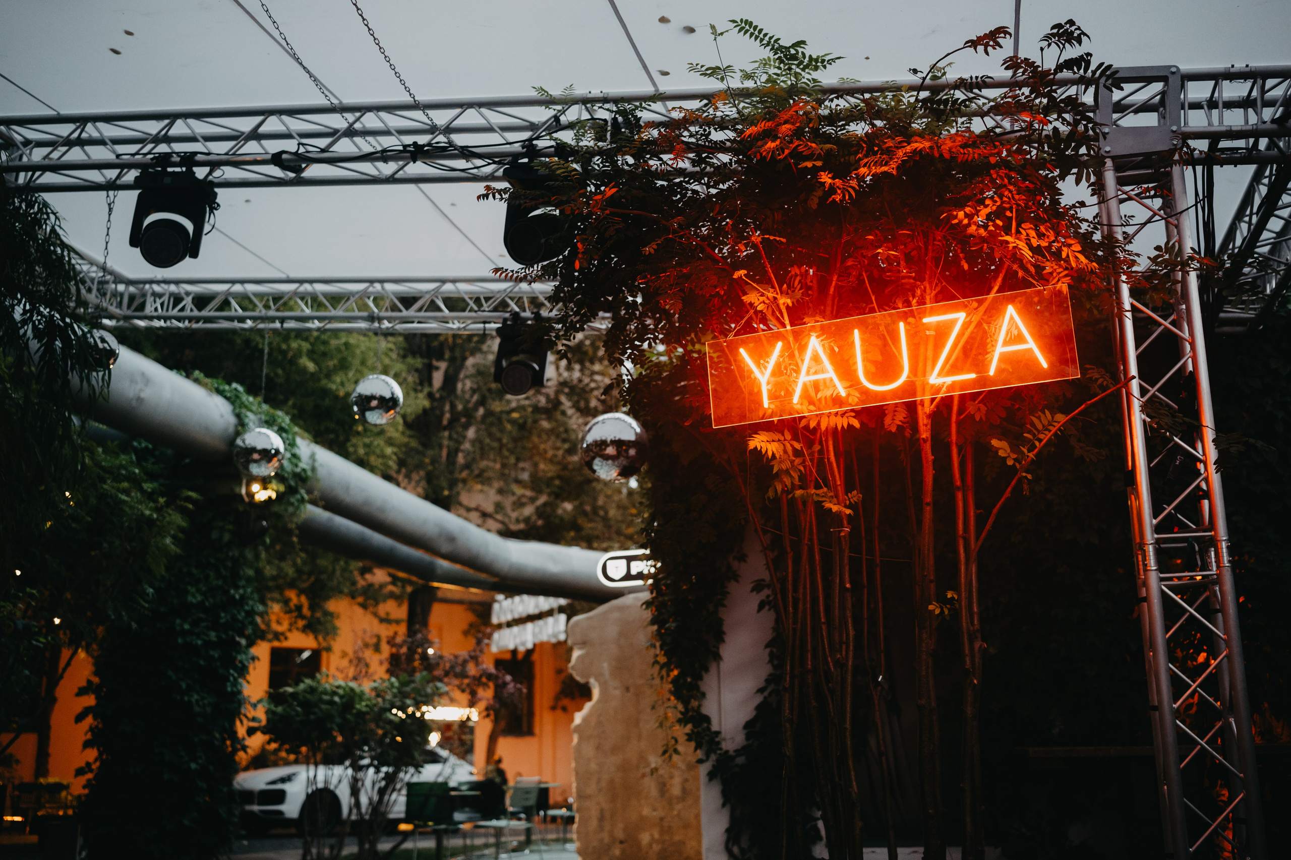 Фуршет в YAUZA PLACE. Фотограф в Москве и Санкт-Петербурге | Никита Шишков