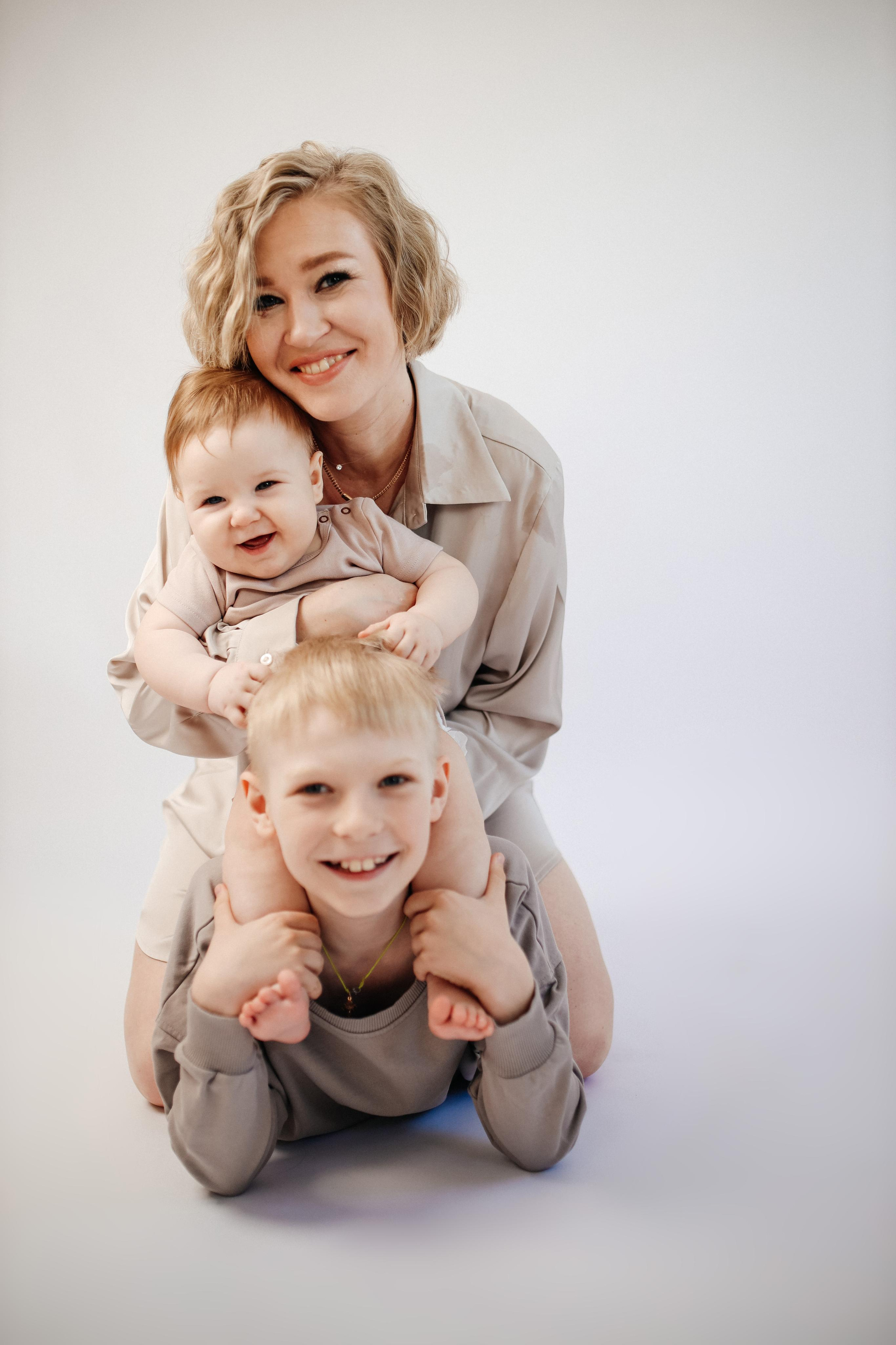 Мама и сыновья. Фотограф Карина Шарафутдинова