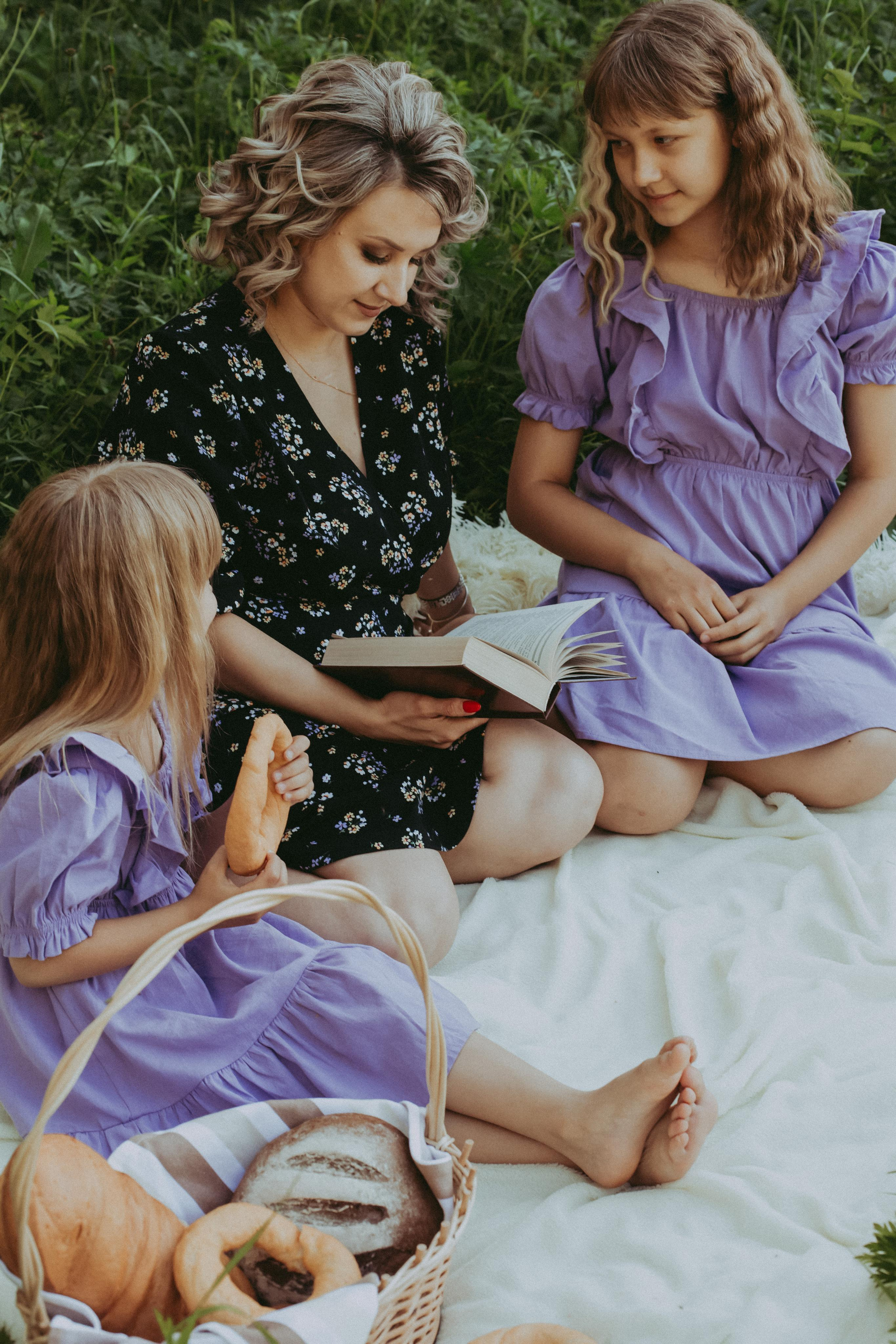 Мама и дочки. Фотограф Карина Шарафутдинова