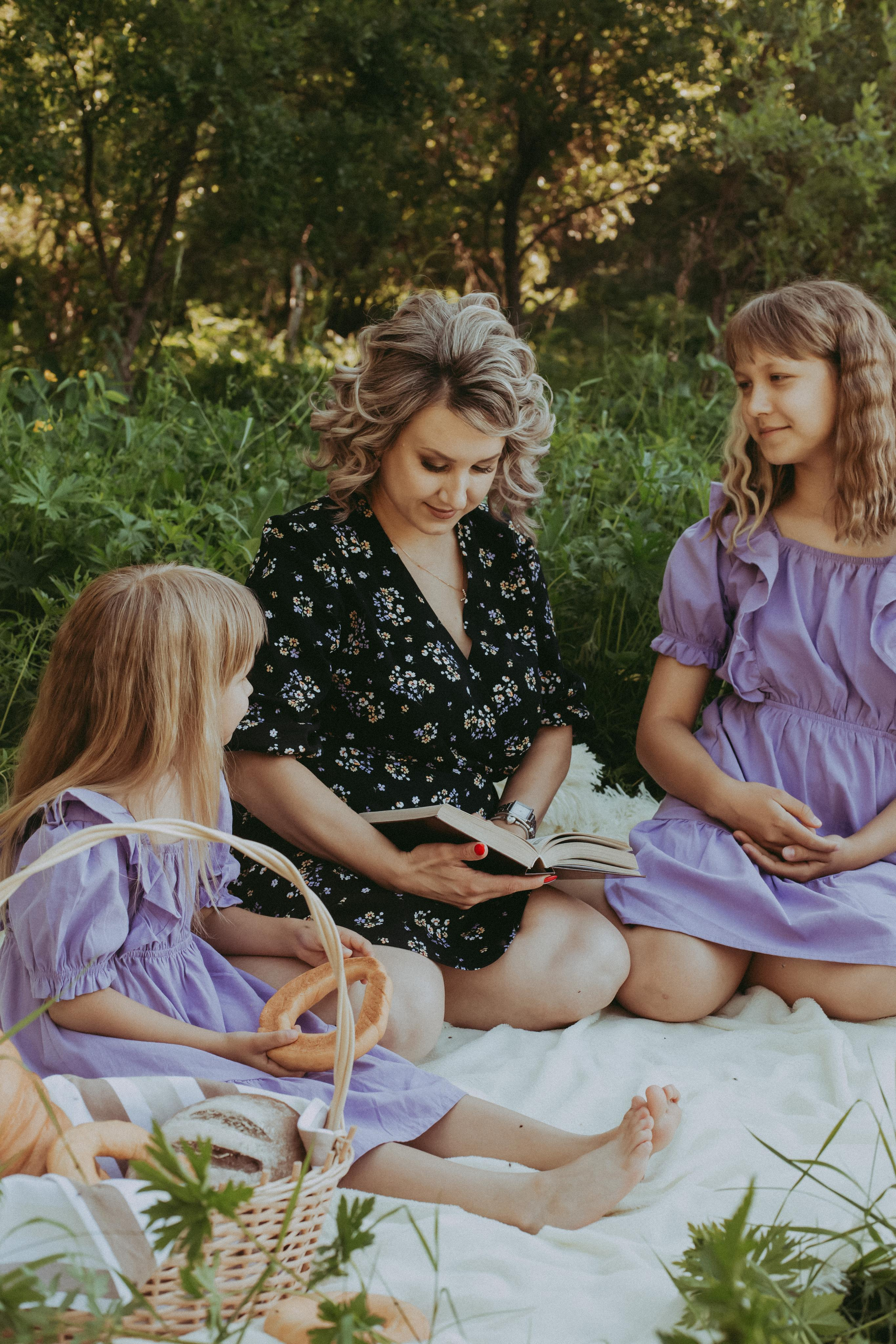 Мама и дочки. Фотограф Карина Шарафутдинова