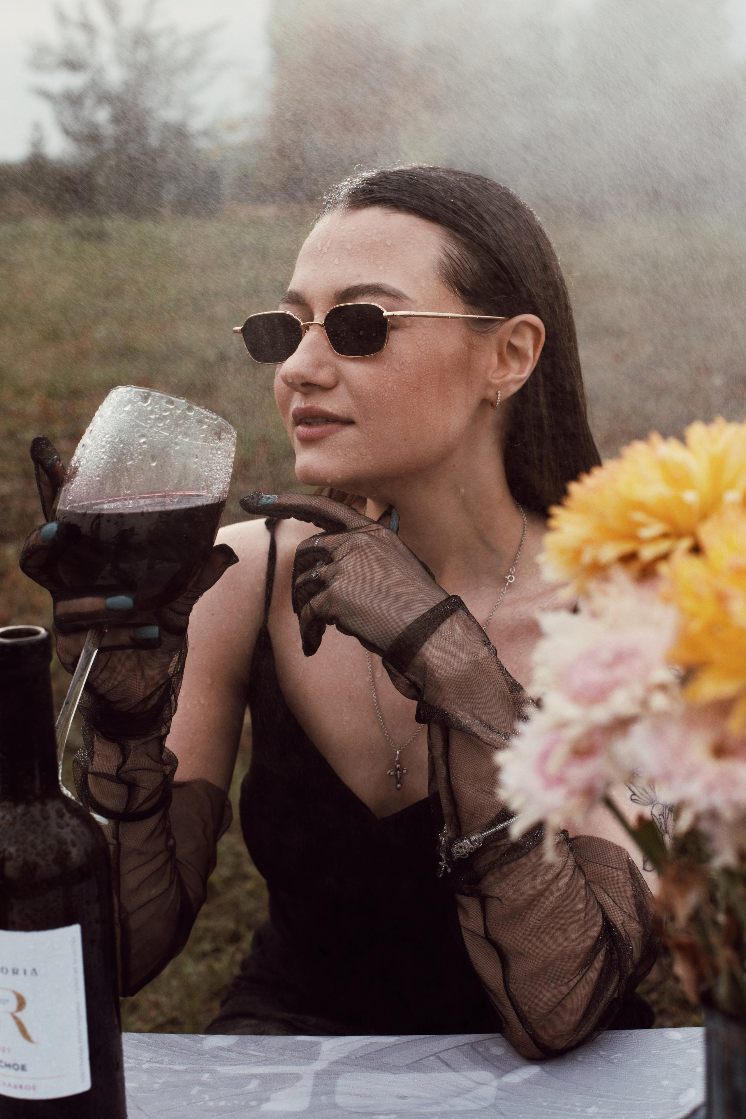 Дождь, вино и Маша. Фотограф Карина Шарафутдинова