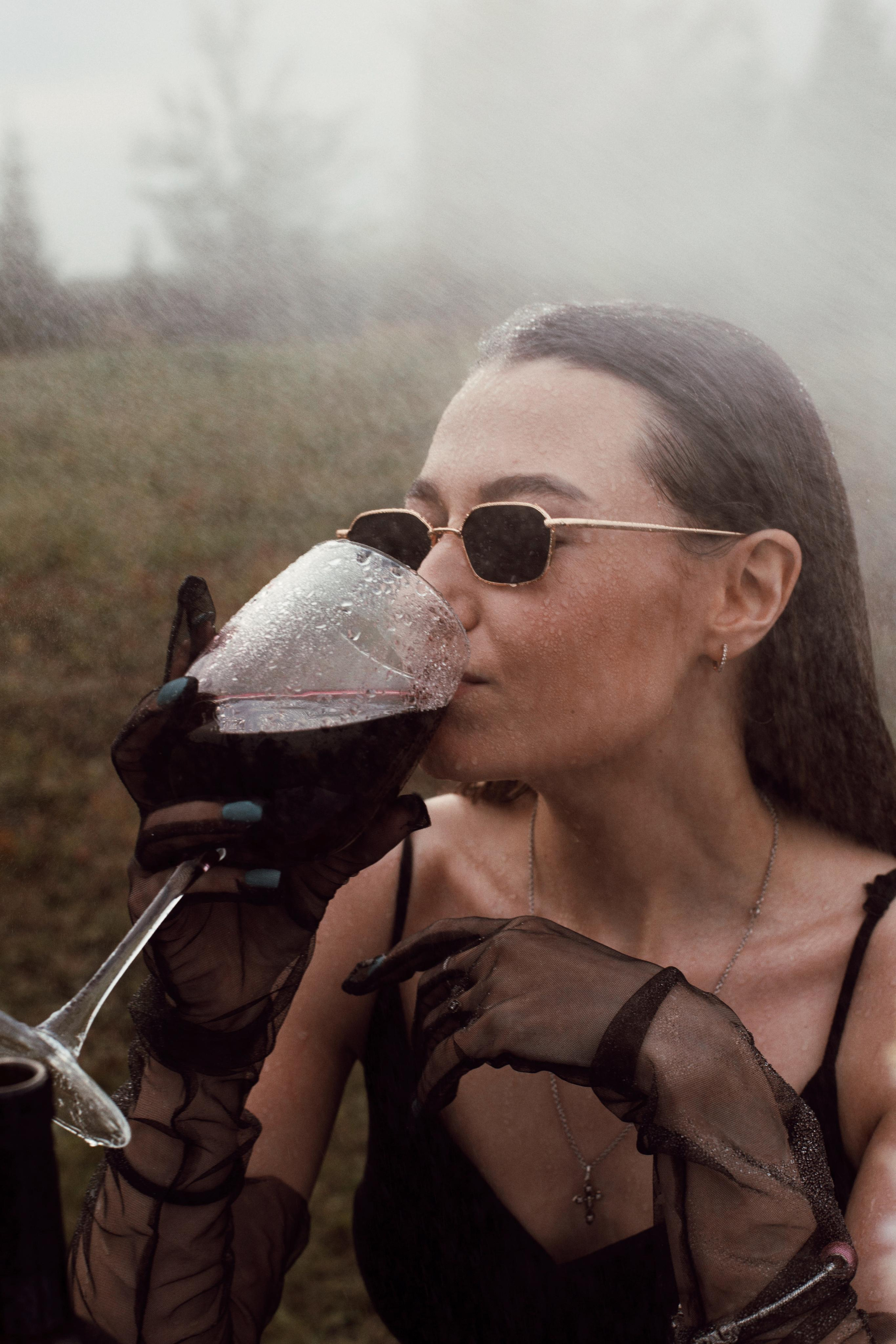 Дождь, вино и Маша. Фотограф Карина Шарафутдинова