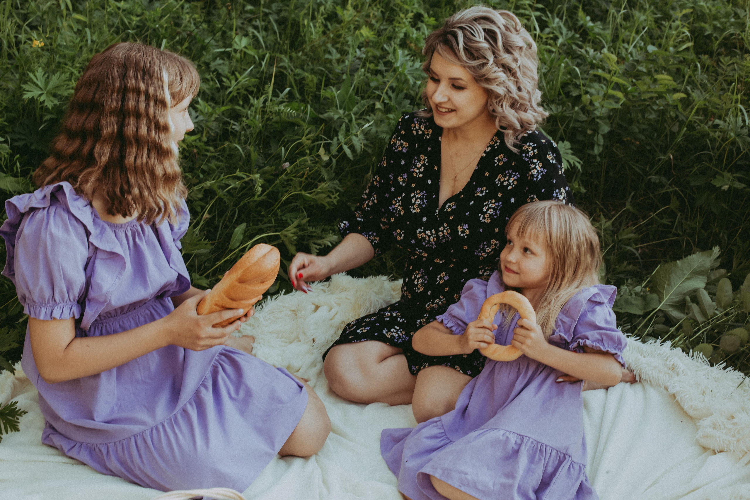 Мама и дочки. Фотограф Карина Шарафутдинова