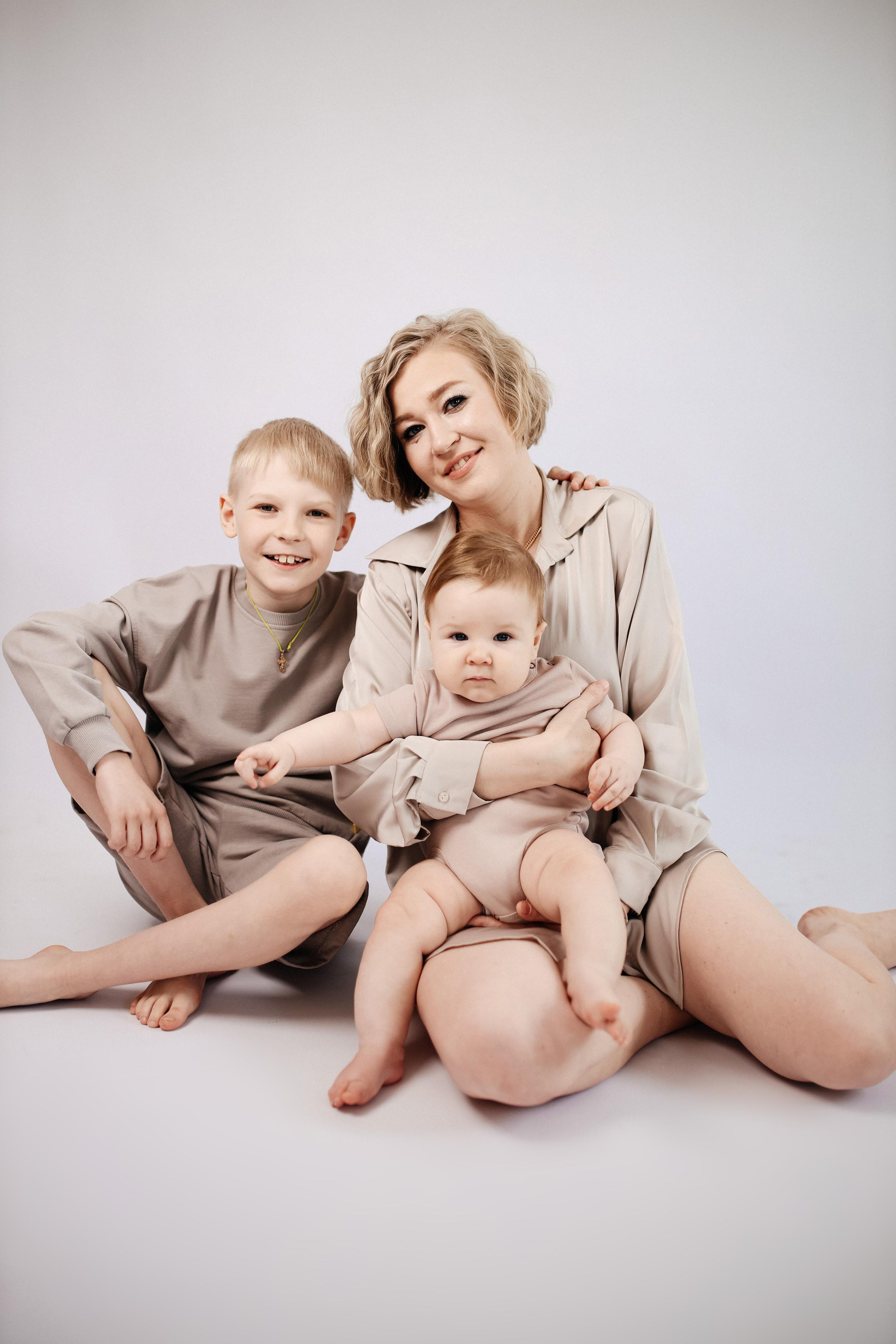 Мама и сыновья. Фотограф Карина Шарафутдинова