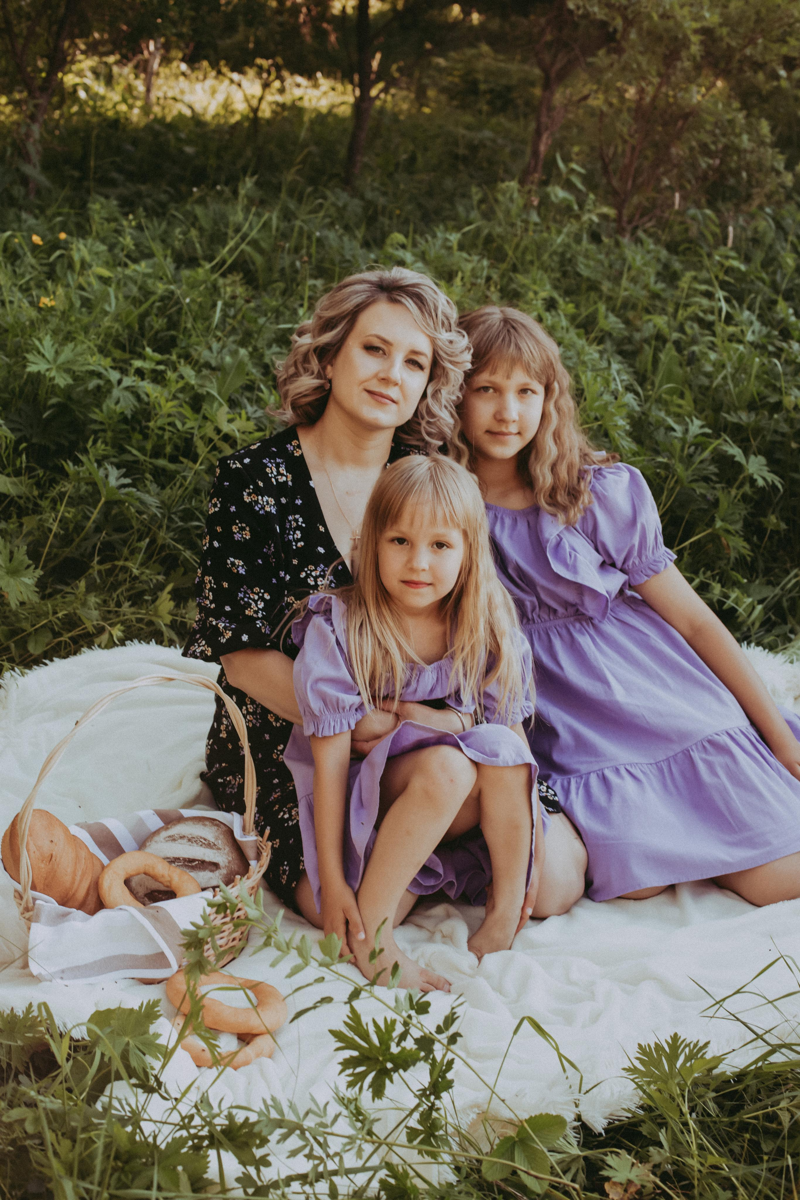 Мама и дочки. Фотограф Карина Шарафутдинова