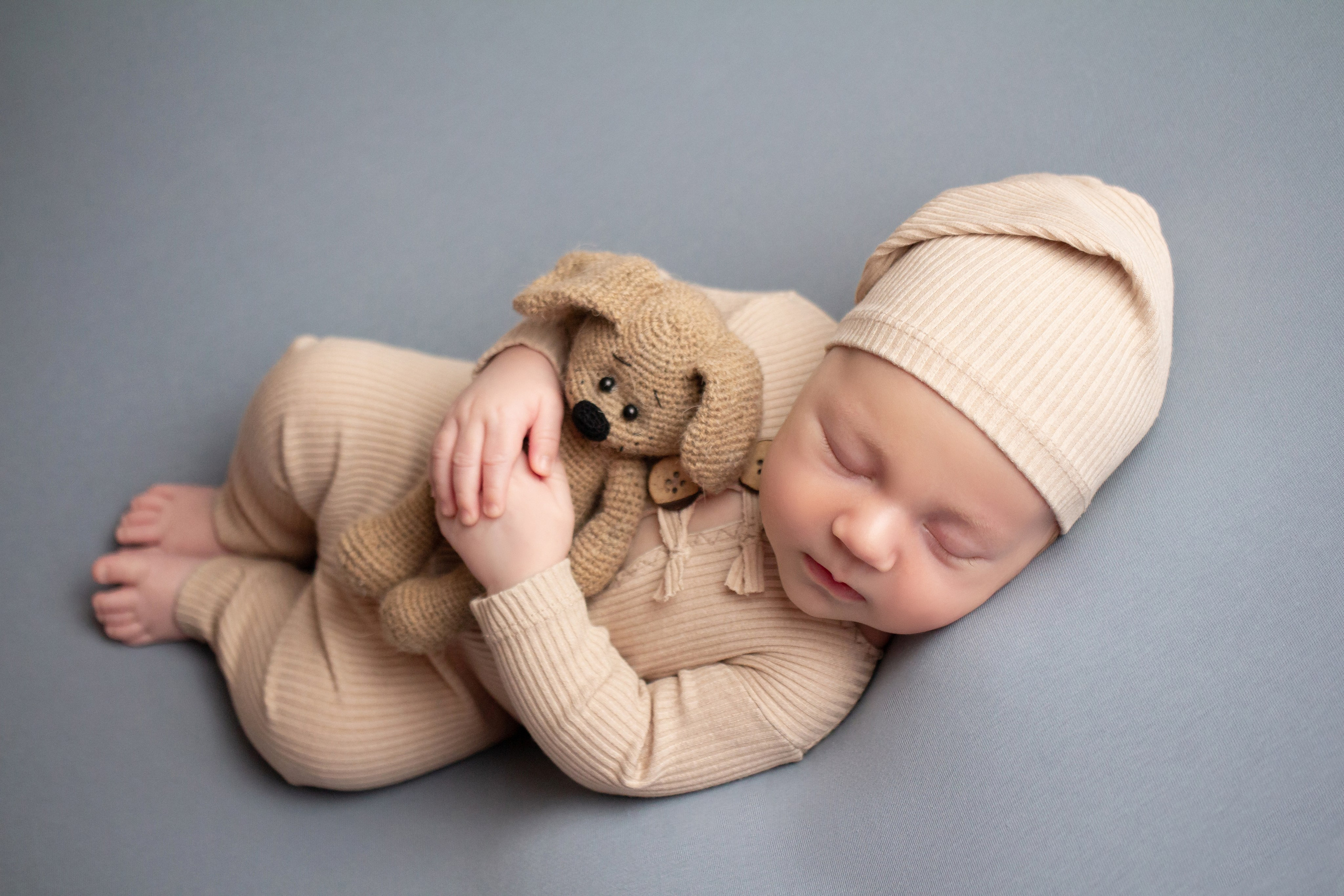 Классический стиль newborn. Фотограф новорождённых Анапа Елена Кушнарь