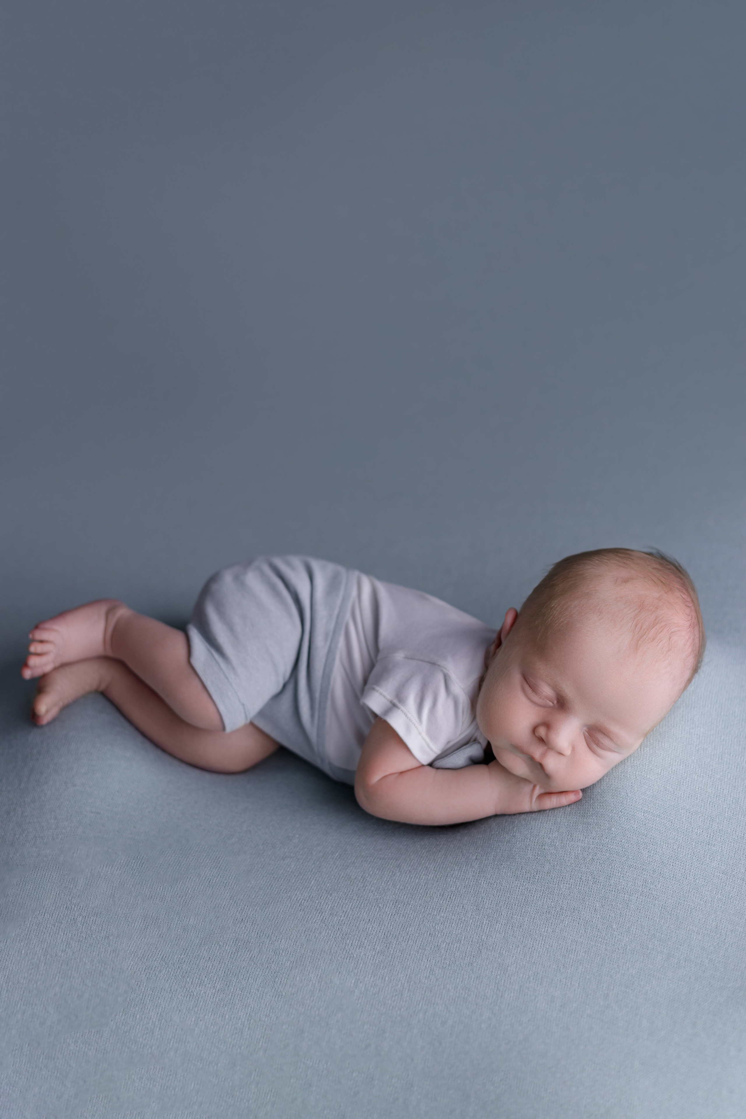 Данил. Евгения Горбунова фотограф новорожденных в Новом Уренгое