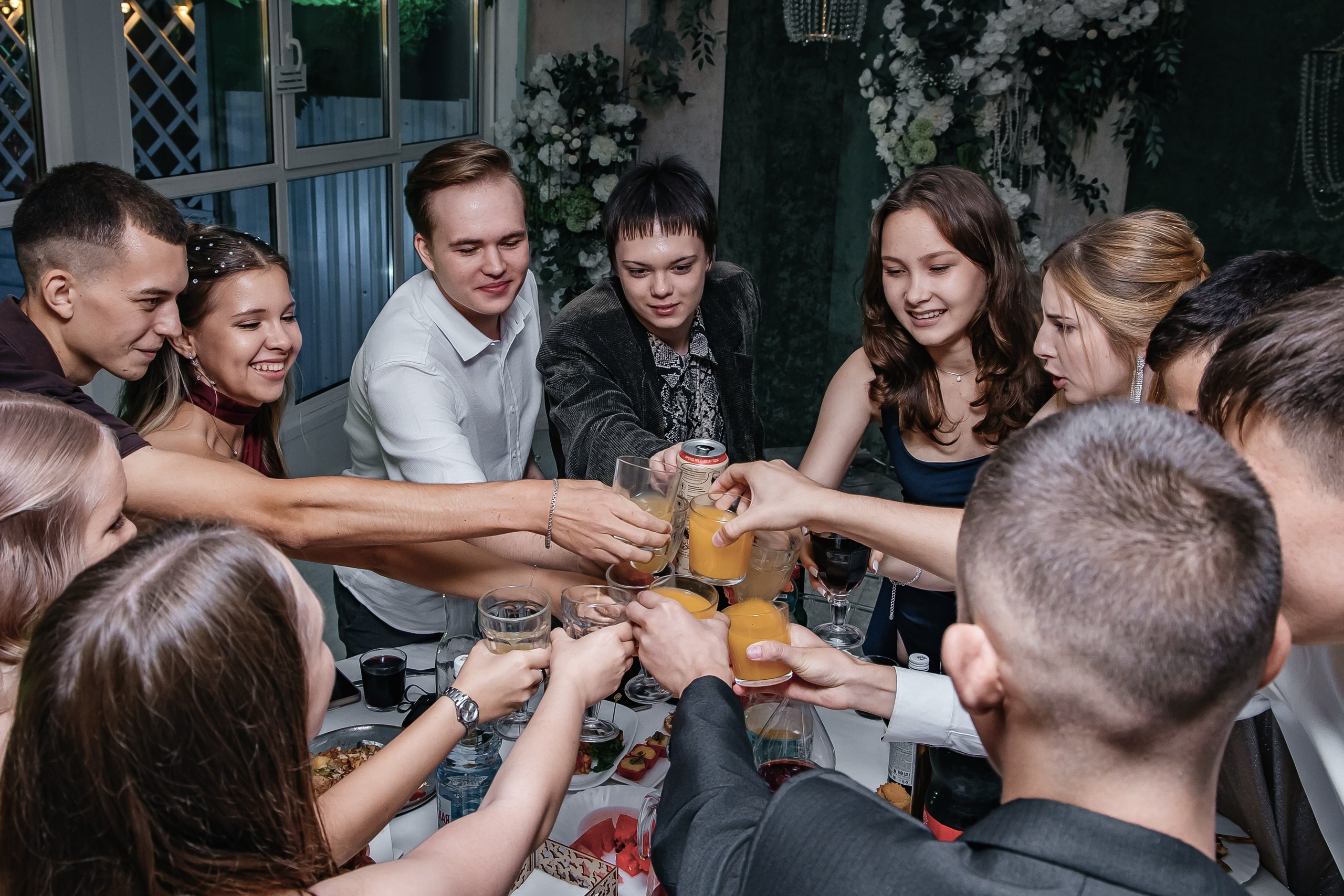 Вручение аттестатов, выпускной старшие. Студия «Фокус» детская фотография Ольги Поповой г. Бийск
