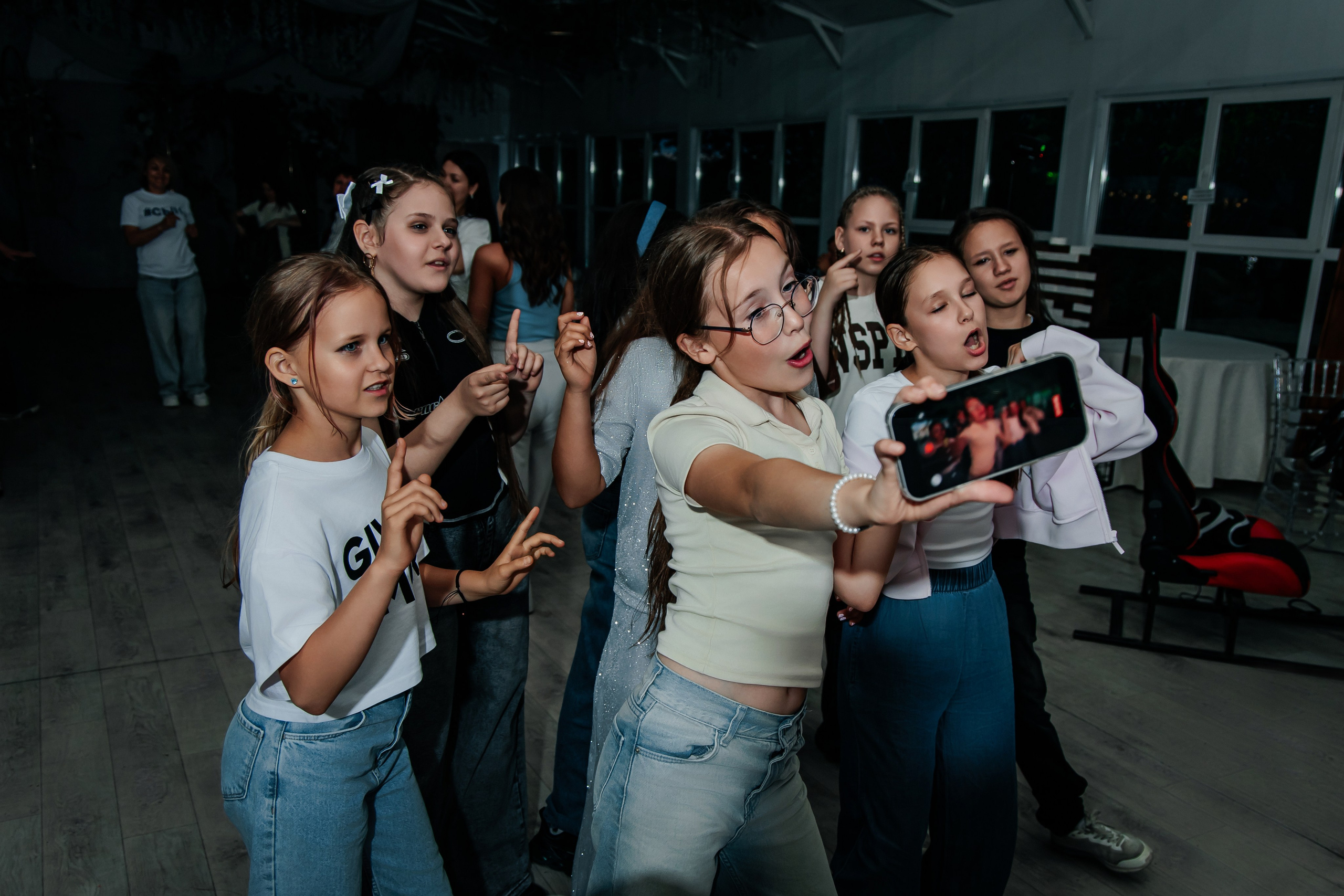 Вручение аттестатов, выпускной 4 класс. Студия «Фокус» детская фотография Ольги Поповой г. Бийск