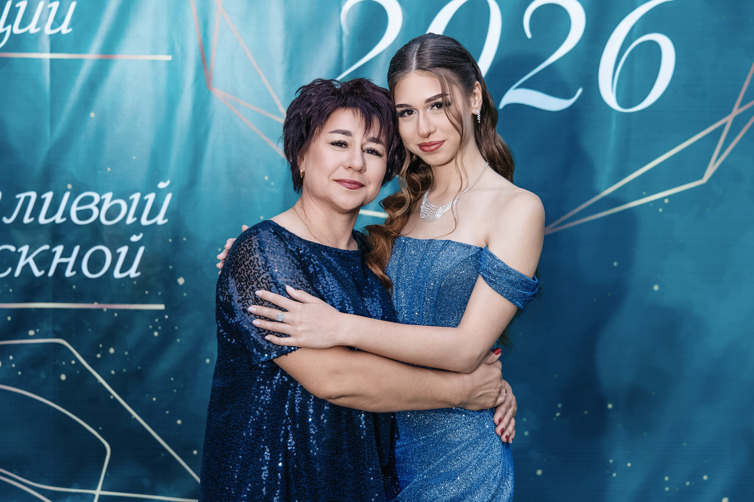 Вручение аттестатов, выпускной старшие. Студия «Фокус» детская фотография Ольги Поповой г. Бийск