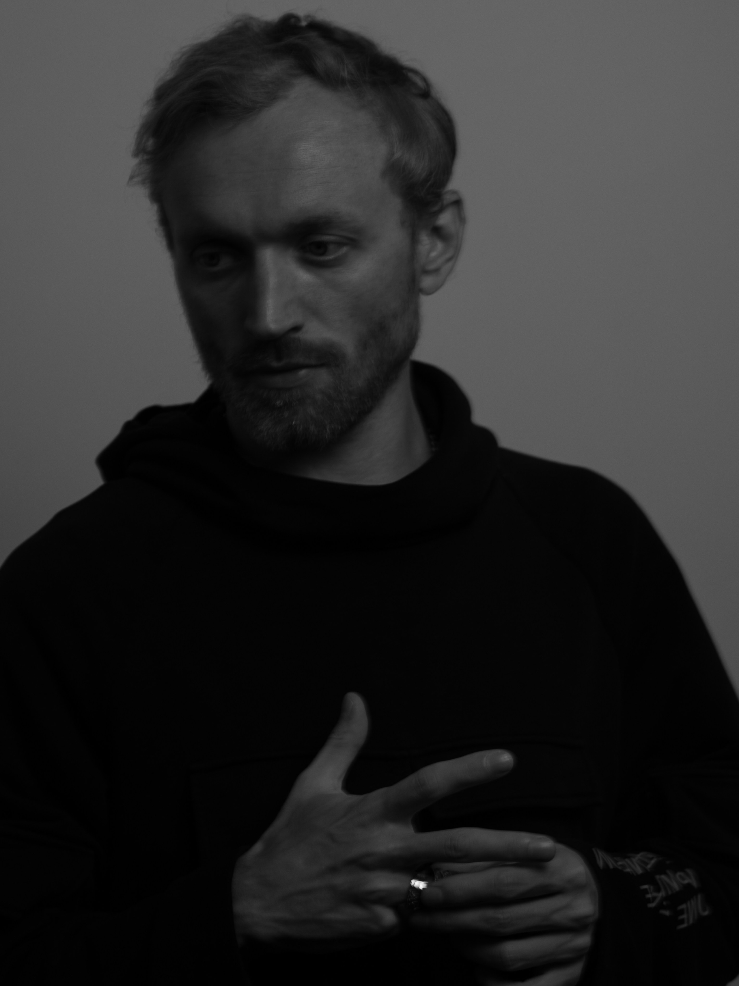 Низкий ключ. Максим Новиков — портретный фотограф в Ростове-на-Дону