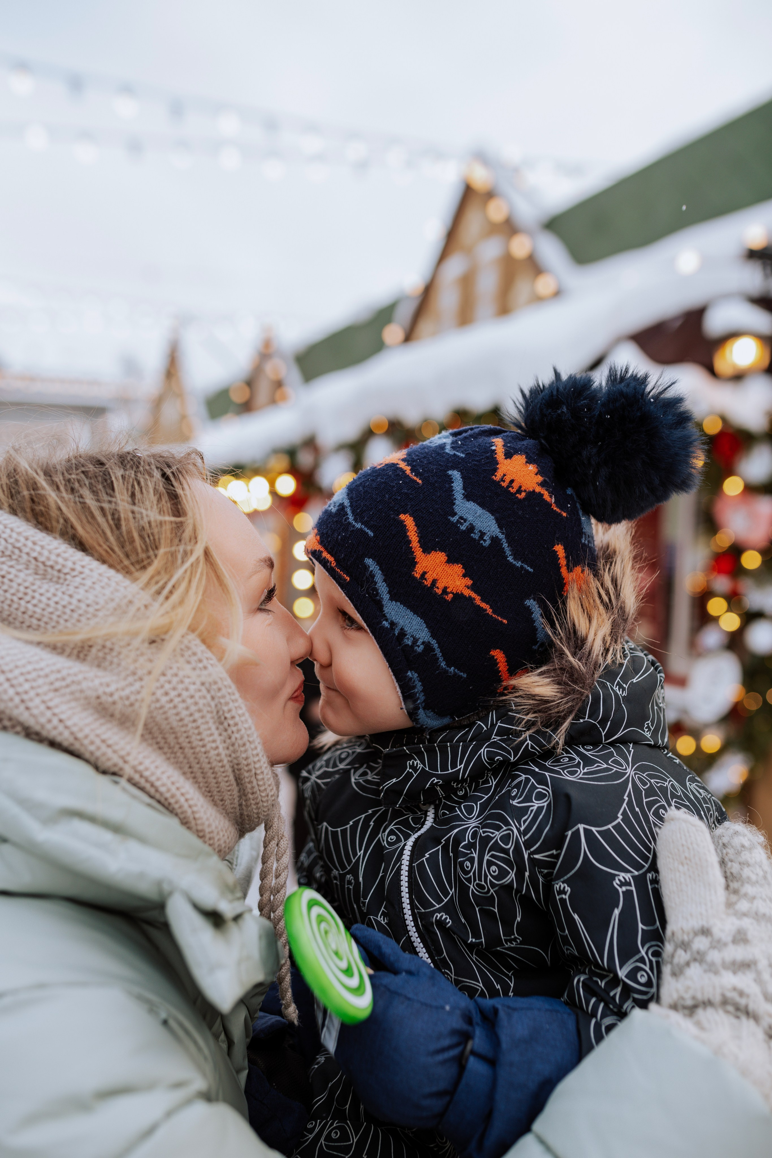 Семейная, Манежная площадь