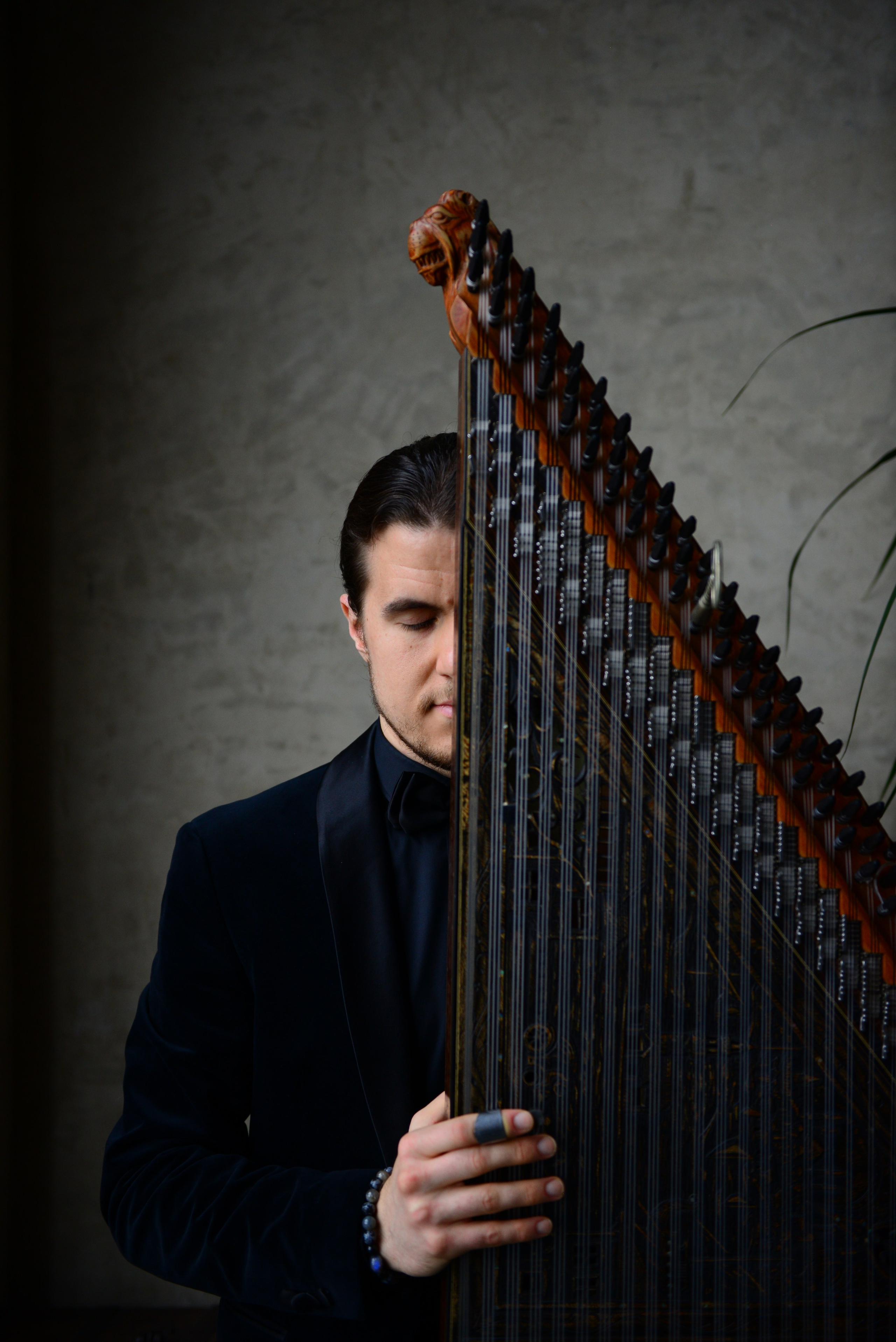 Musicians 𓁿. Cari Clavijo | dancer | artist