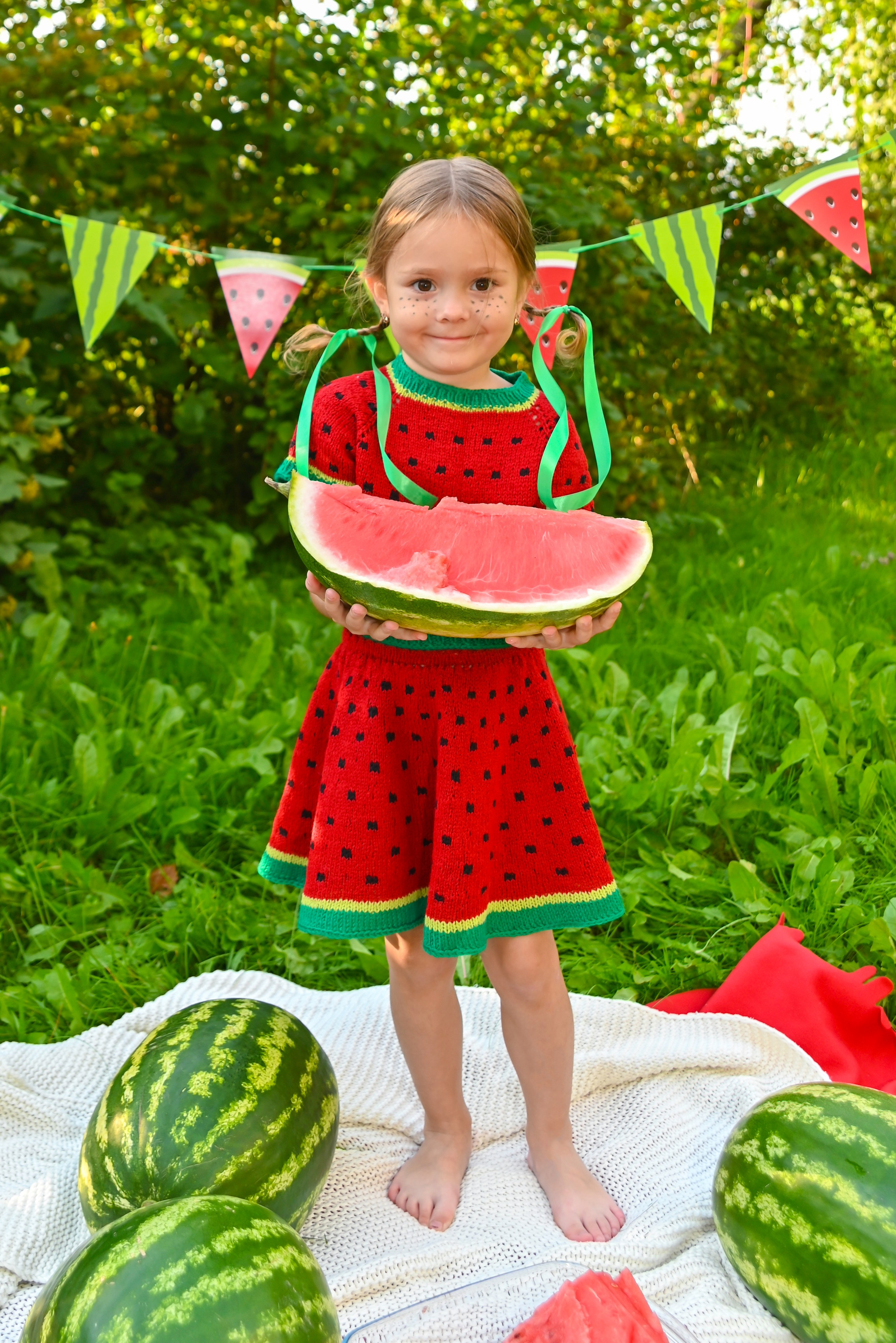 Арбузная вечеринка. Выпускные альбомы для детских садов Санкт-Петербург