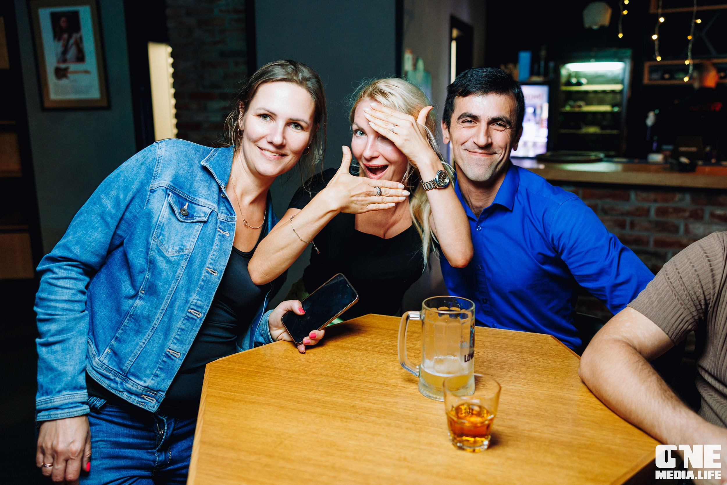 Фоторепортаж из бара Баррэ. One Media Life: фоторепортажи, фотоотчеты с мероприятий и заведений