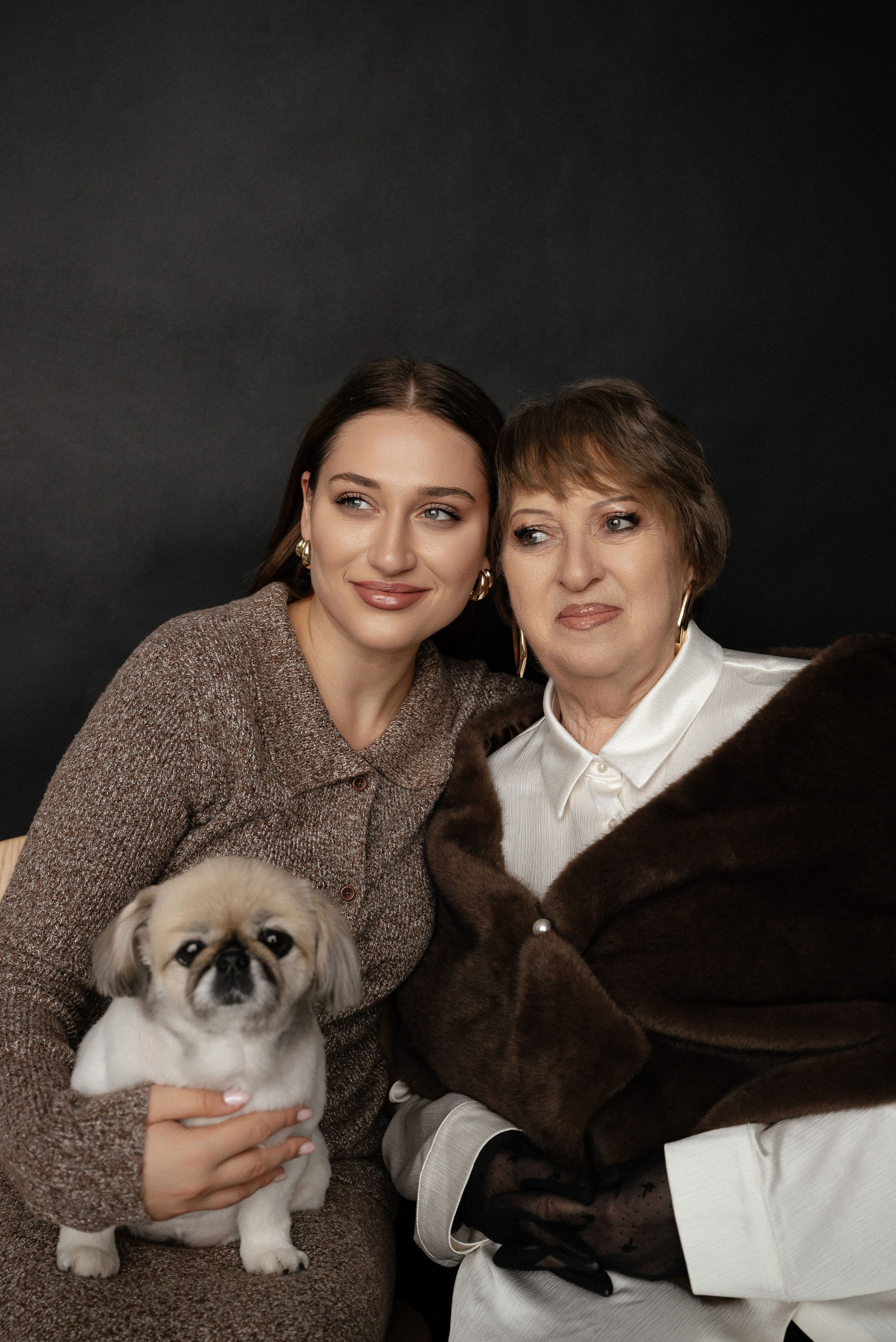 С бабушкой и дедушкой. Фотограф | САРАТОВ | свадебные съемки/индивидуальные/семейные