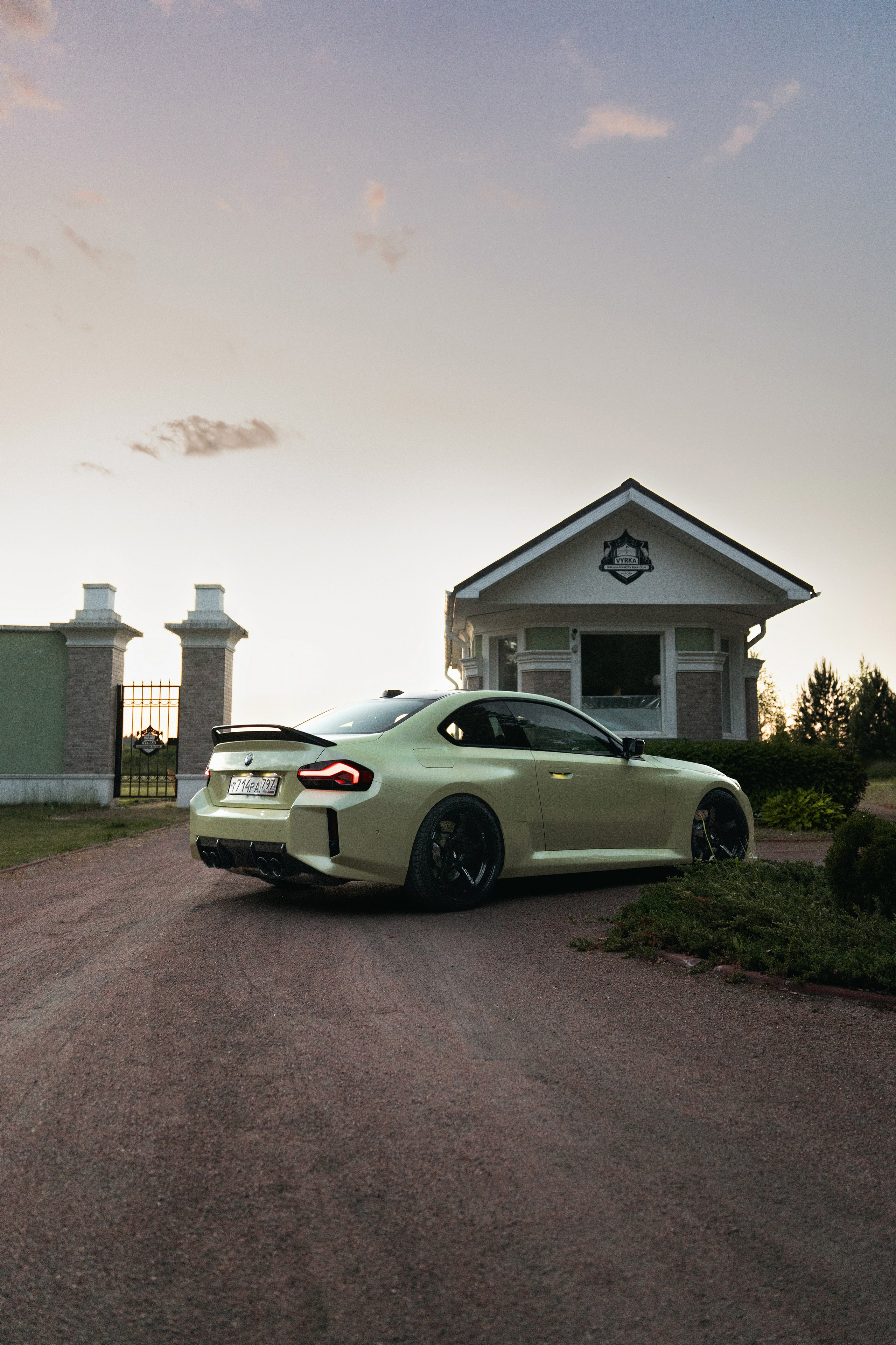 Фотографии BMW M2 G87