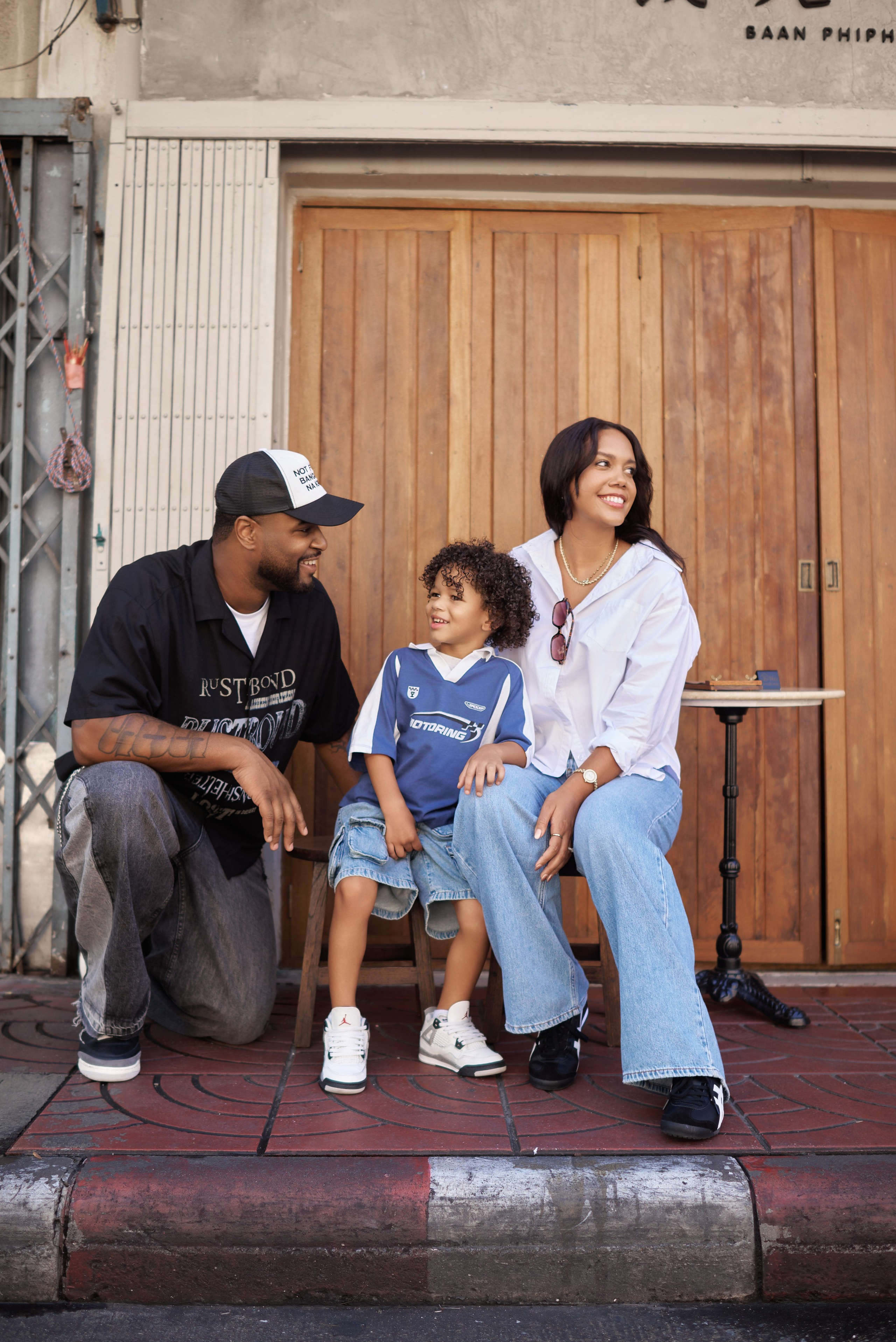 Morning in Chinatown. Photographer Bangkok — Pattaya | фотограф Бангкок — Паттайа