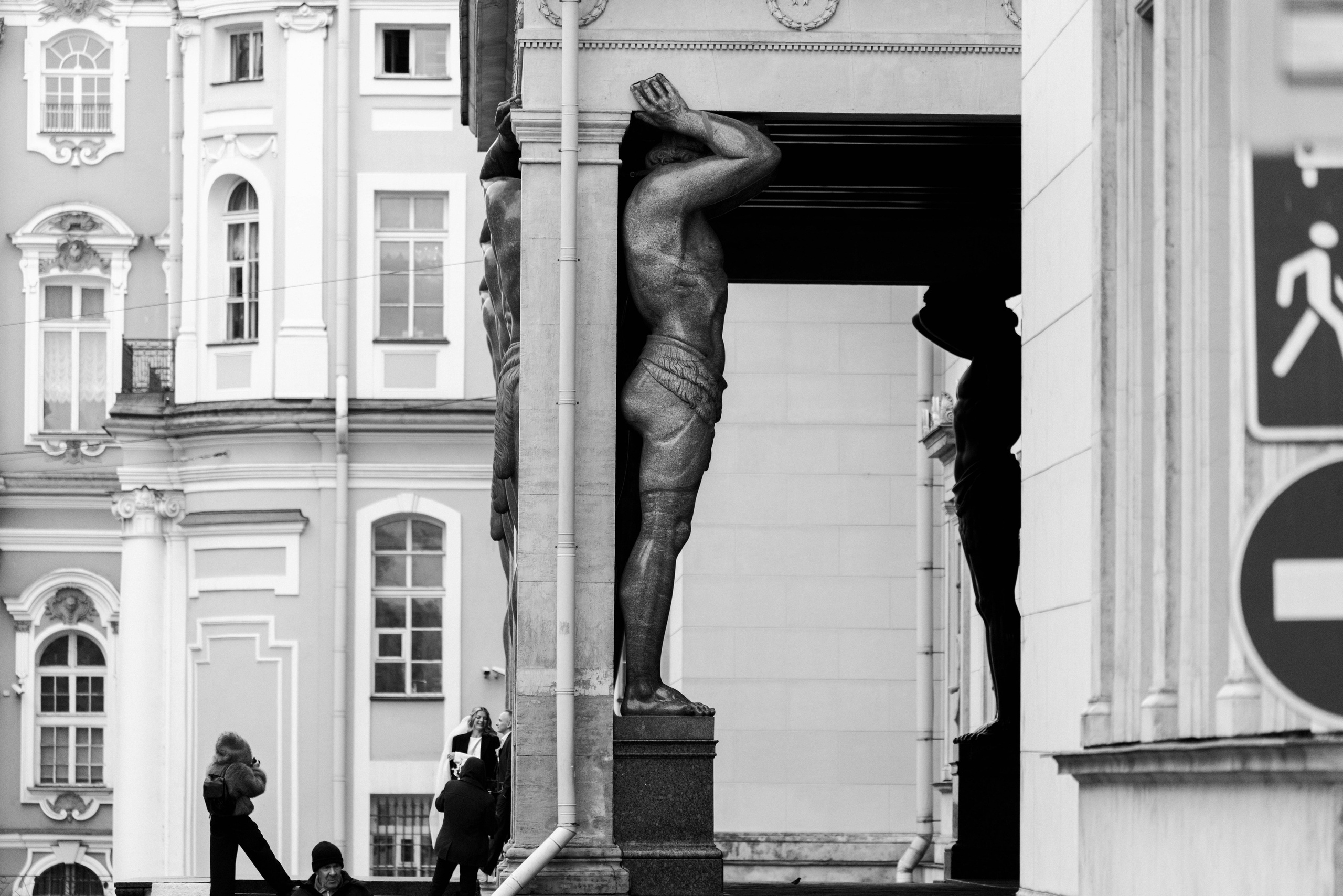 Атланты. Фотограф Балаев Михаил