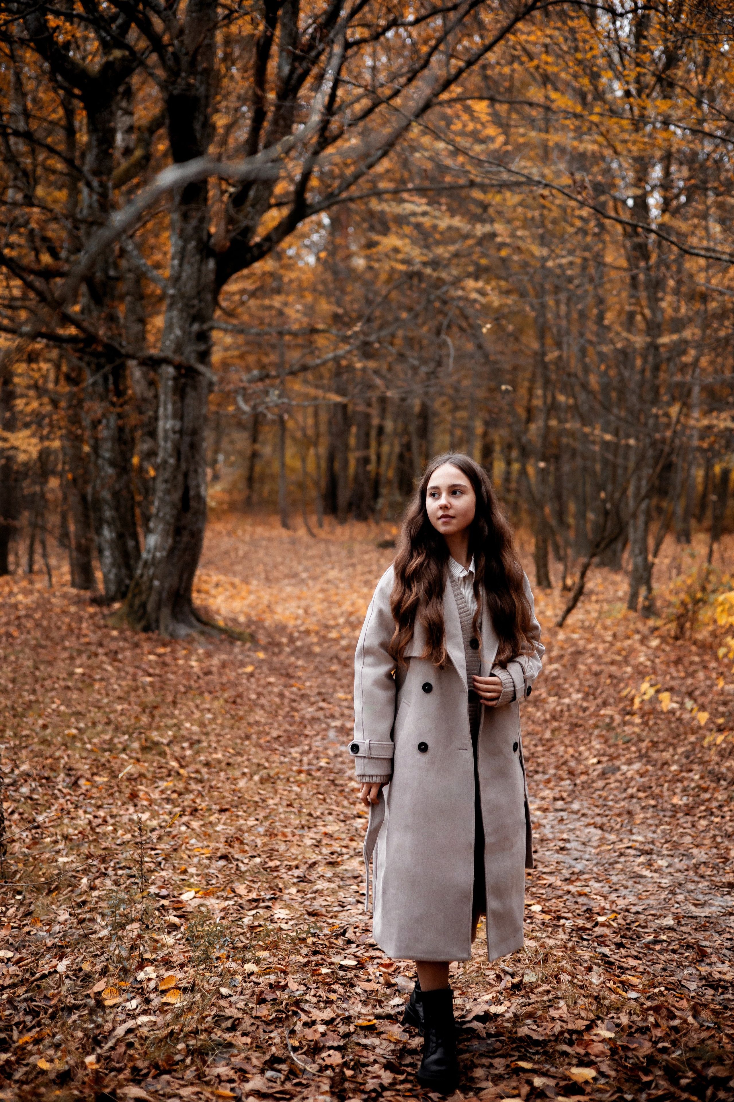 Осенняя фотосессия в Гомеле, семейная фотосессия в лесу, мама и сын, прогулка в лесу, фотосессия с собакой, осенний образ, лайф-стайл, семья, фотограф Гомель