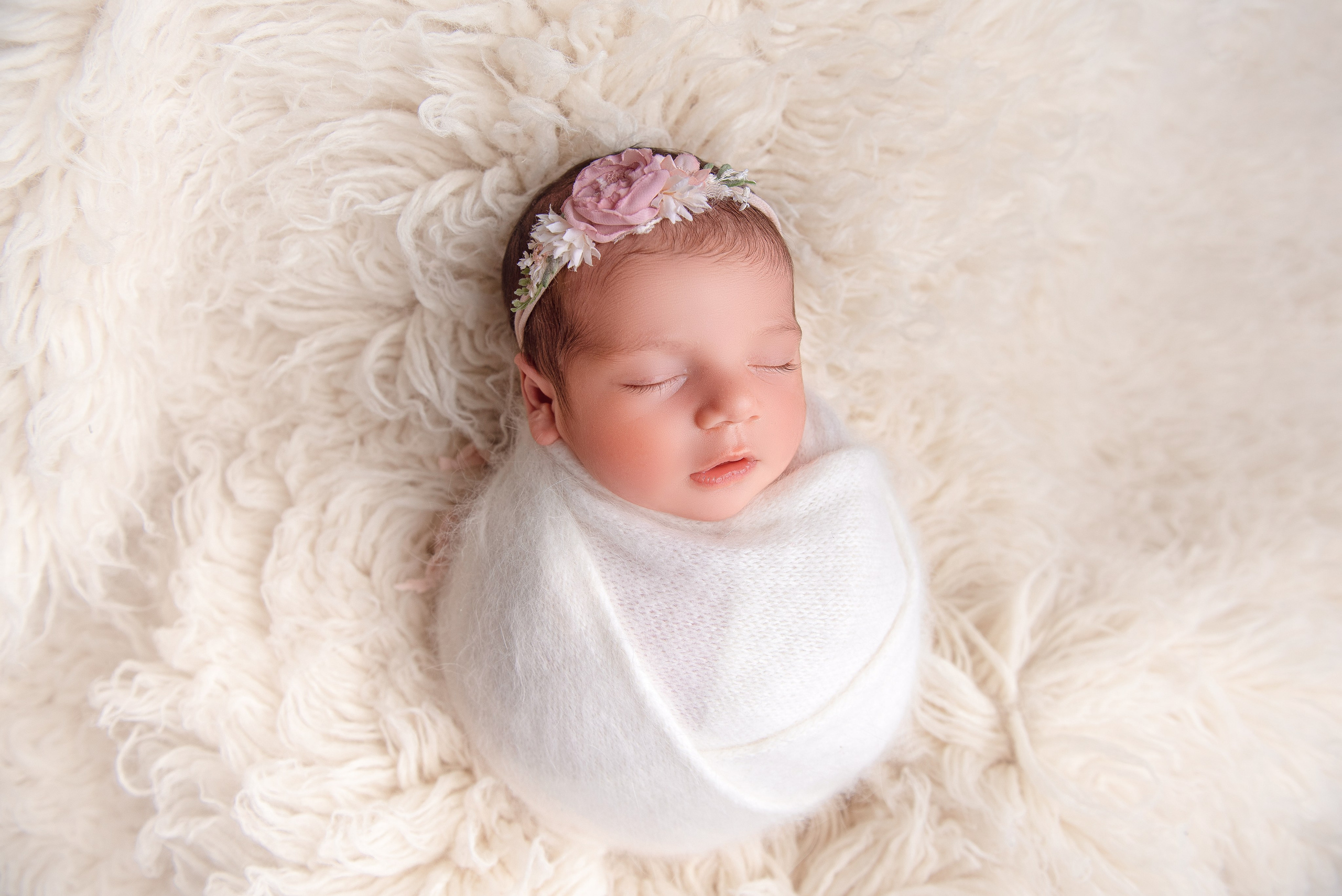 Новорожденные малыши. Фотограф новорожденных в Ярославле Anastasia Ray