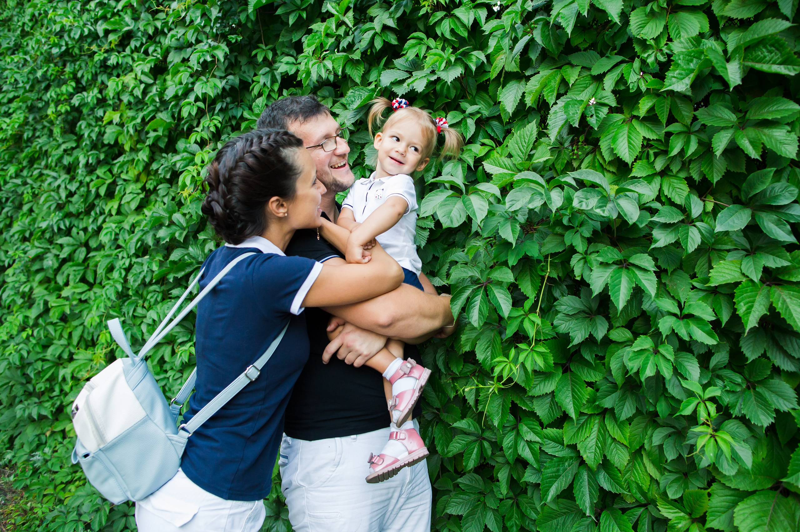Прогулка в парке. Репортажный, семейный и детский фотограф в Пензе и Заречном Арина Ермилова. Картины барельеф на заказ