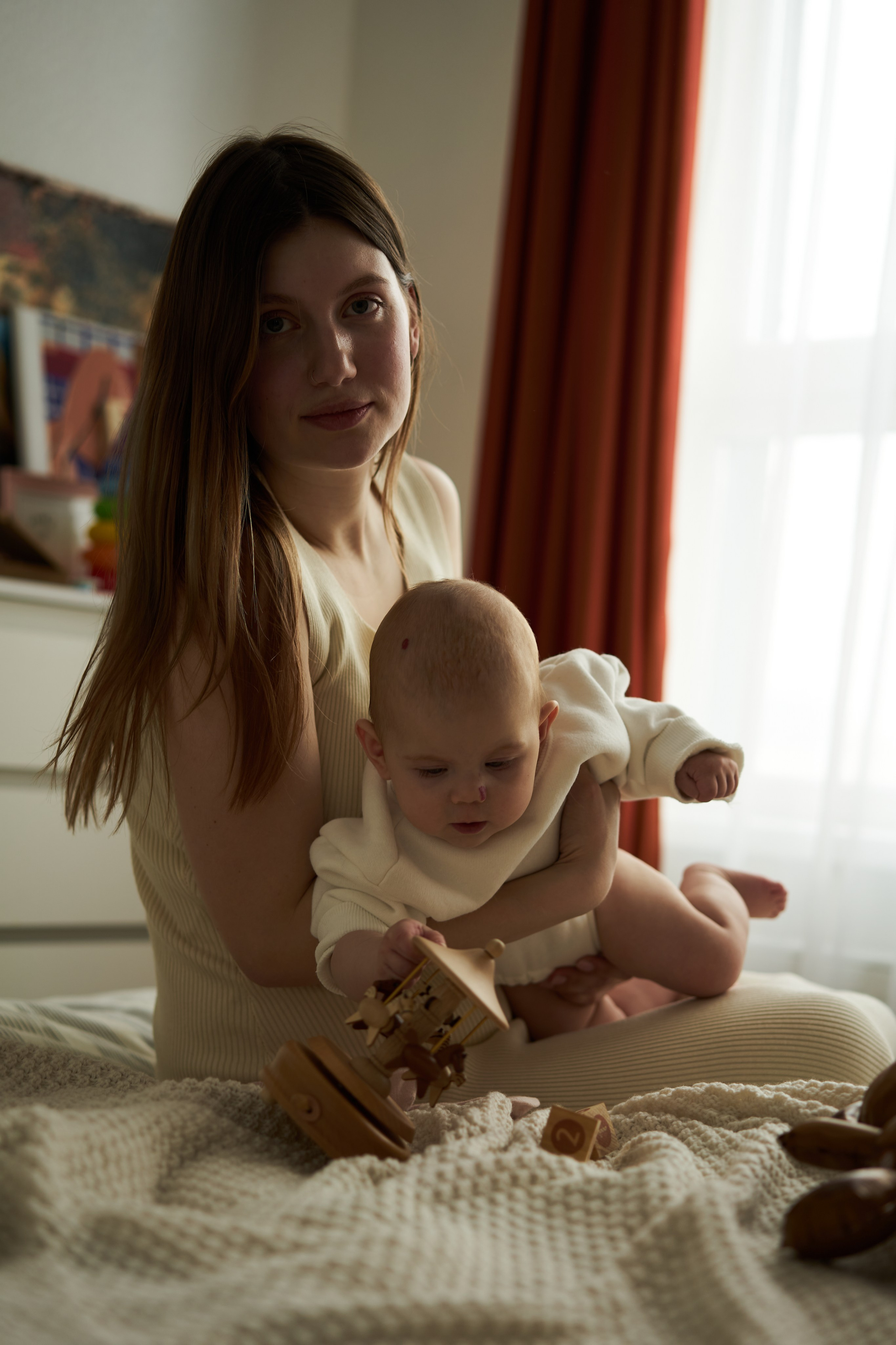 Семейная фотосессия дома. Фотограф Екатеринбург Кокшарова Александра