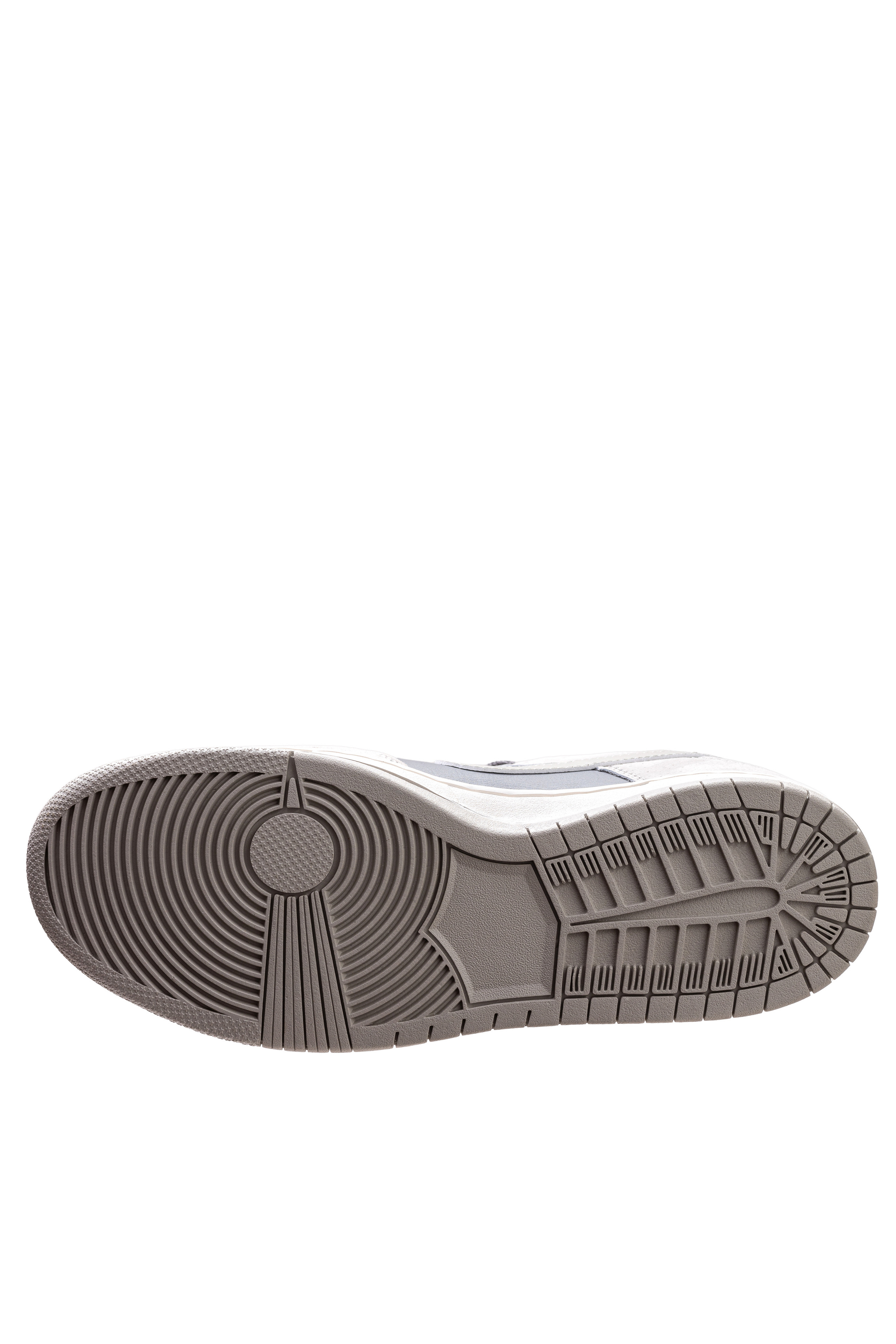 Кроссовки для маркетплейса. Предметная фотосъемка в Москве. Предметная фотостудия Москва