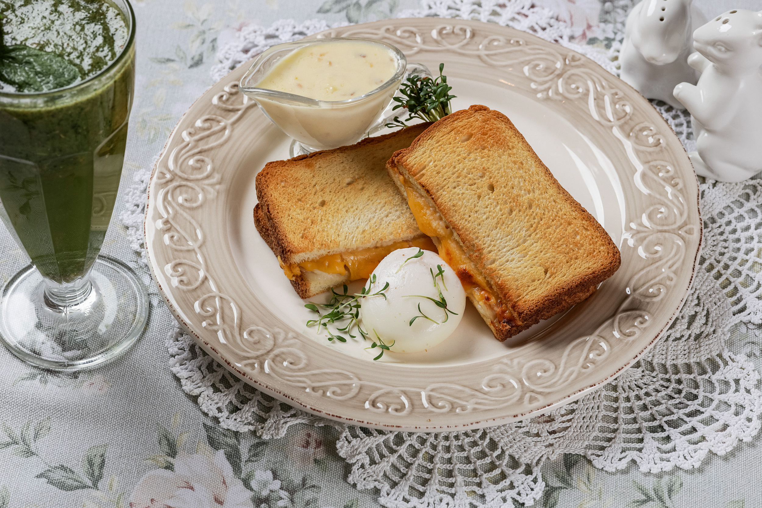 Контент съемка для ресторана «Оливье». Предметная фотосъемка в Москве. Предметная фотостудия Москва