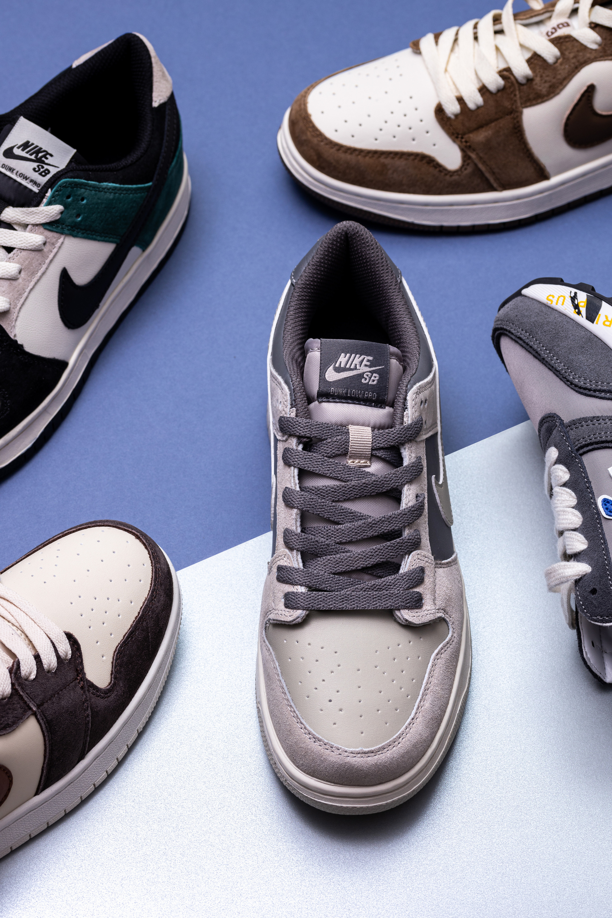 Кроссовки для маркетплейса. Предметная фотосъемка в Москве. Предметная фотостудия Москва