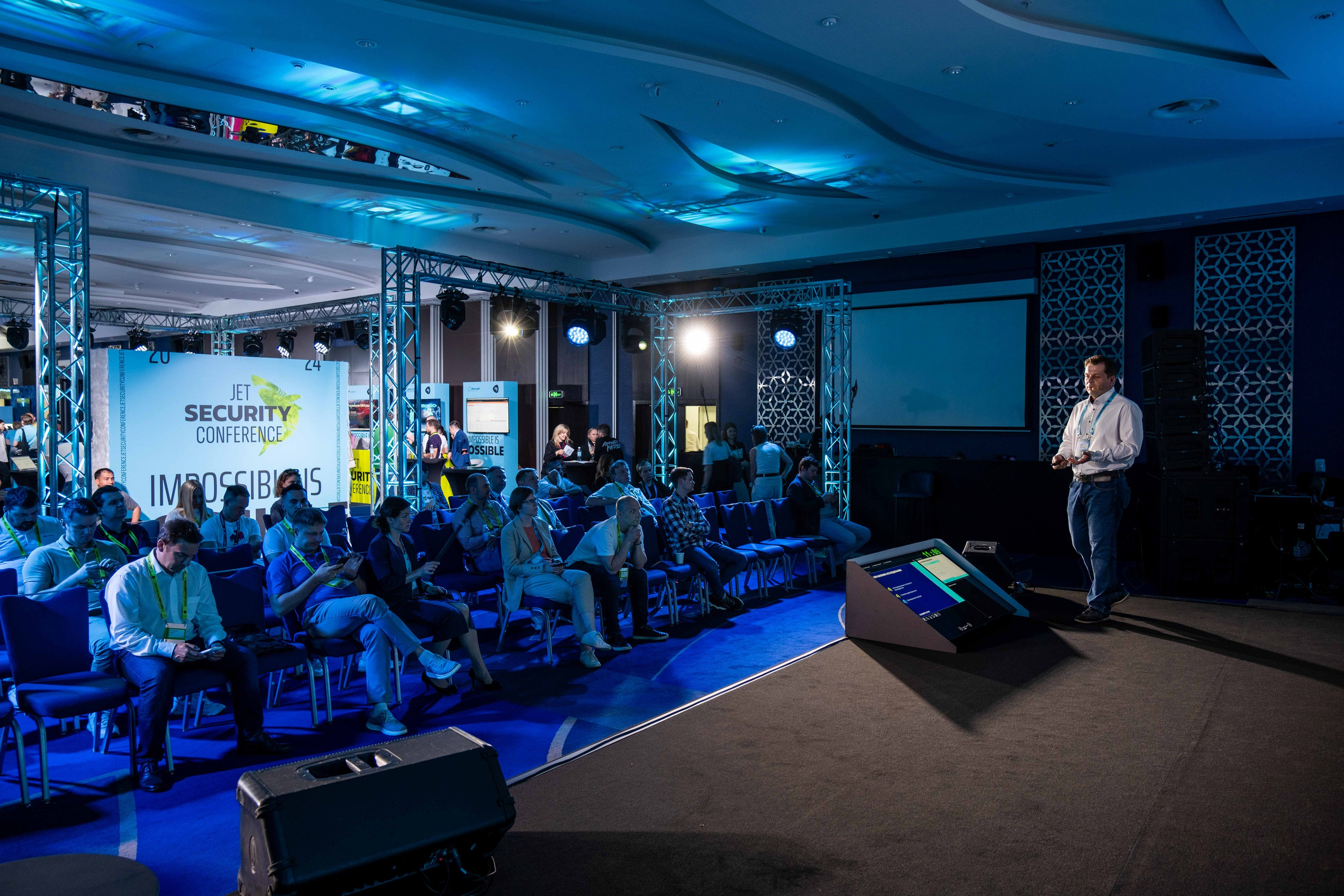 Альбом конференция. Фото тур