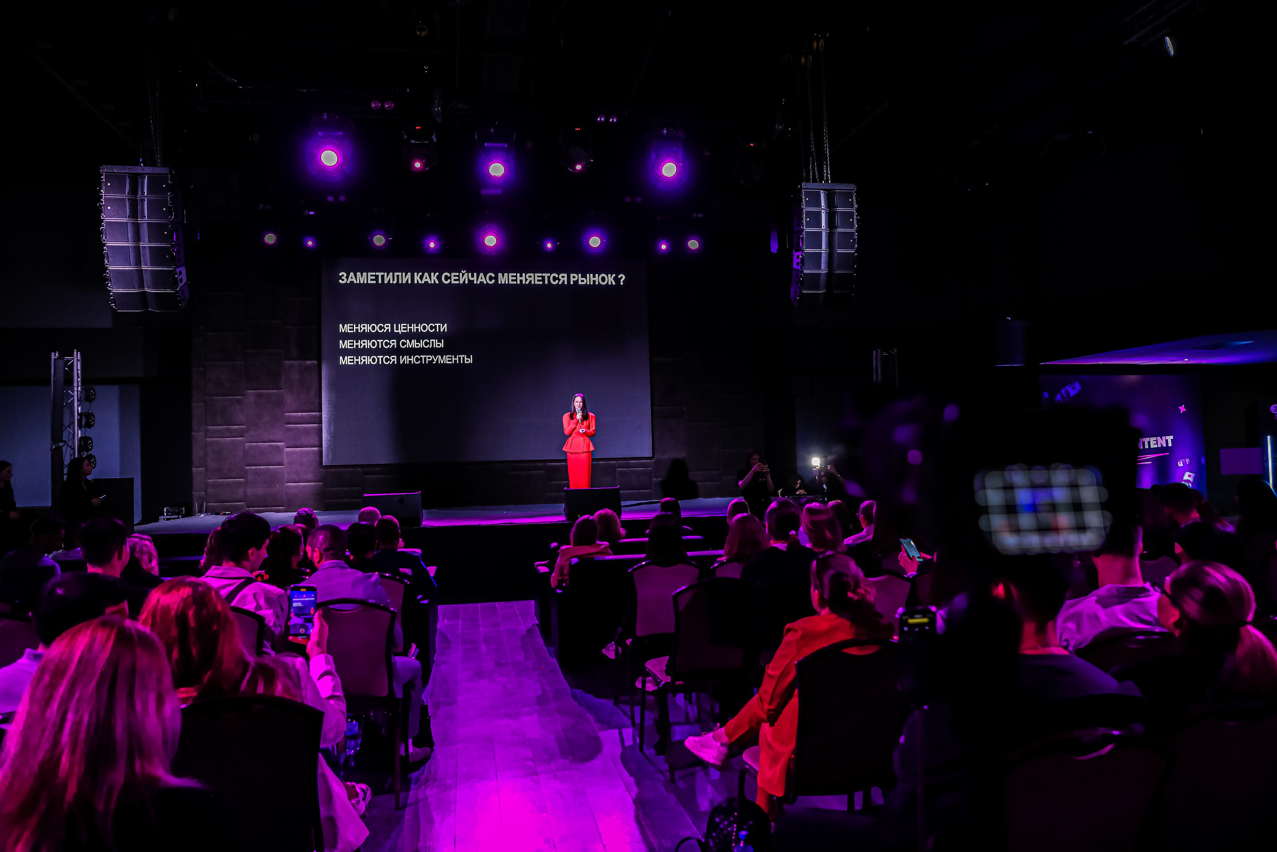 REELS CONTENT — НЕТВОРКИНГ. Photographer Viktoriya Markushina «My world throug»