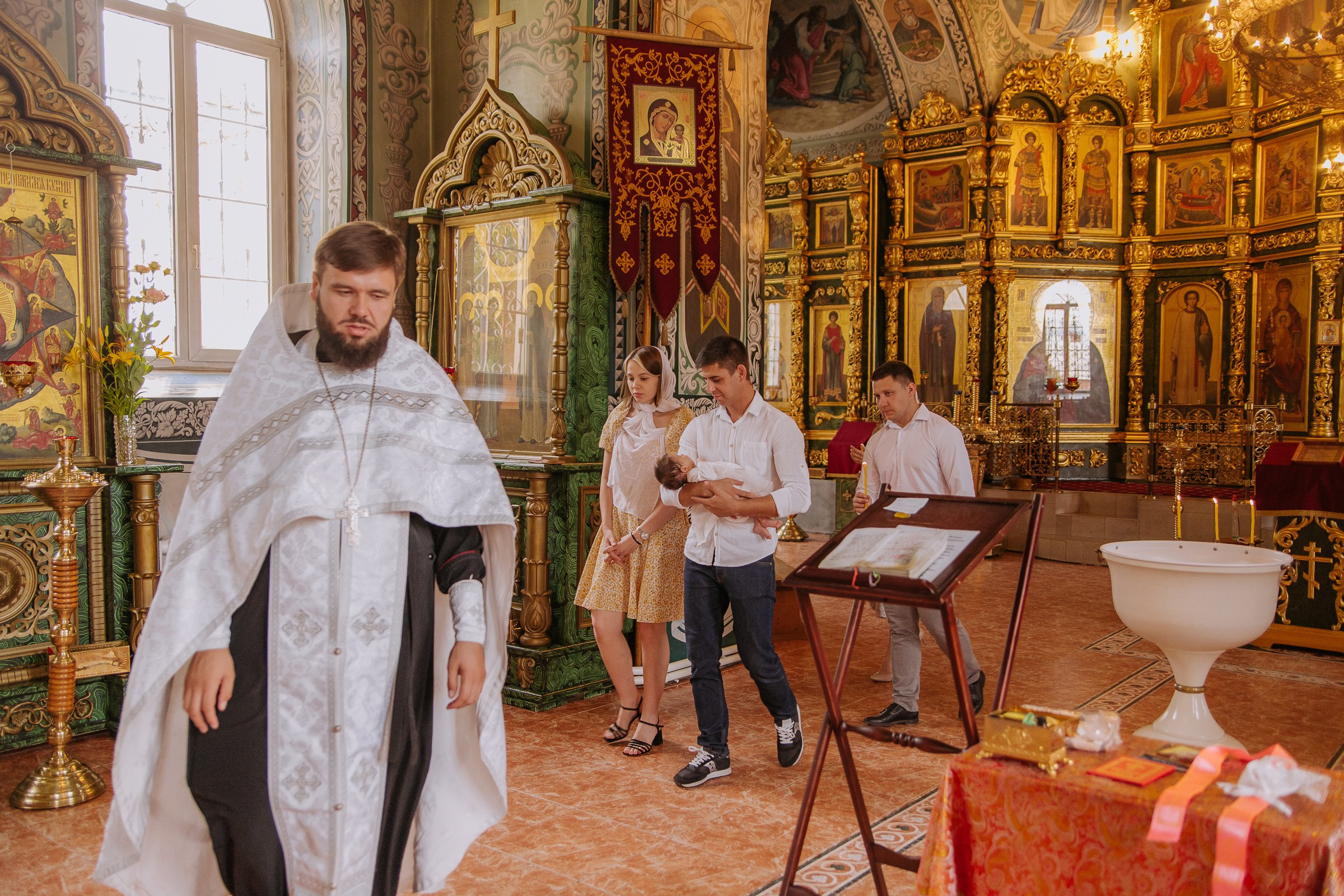 Таинство Крещения. Семейный и персональный фотограф в Ростове-на-Дону