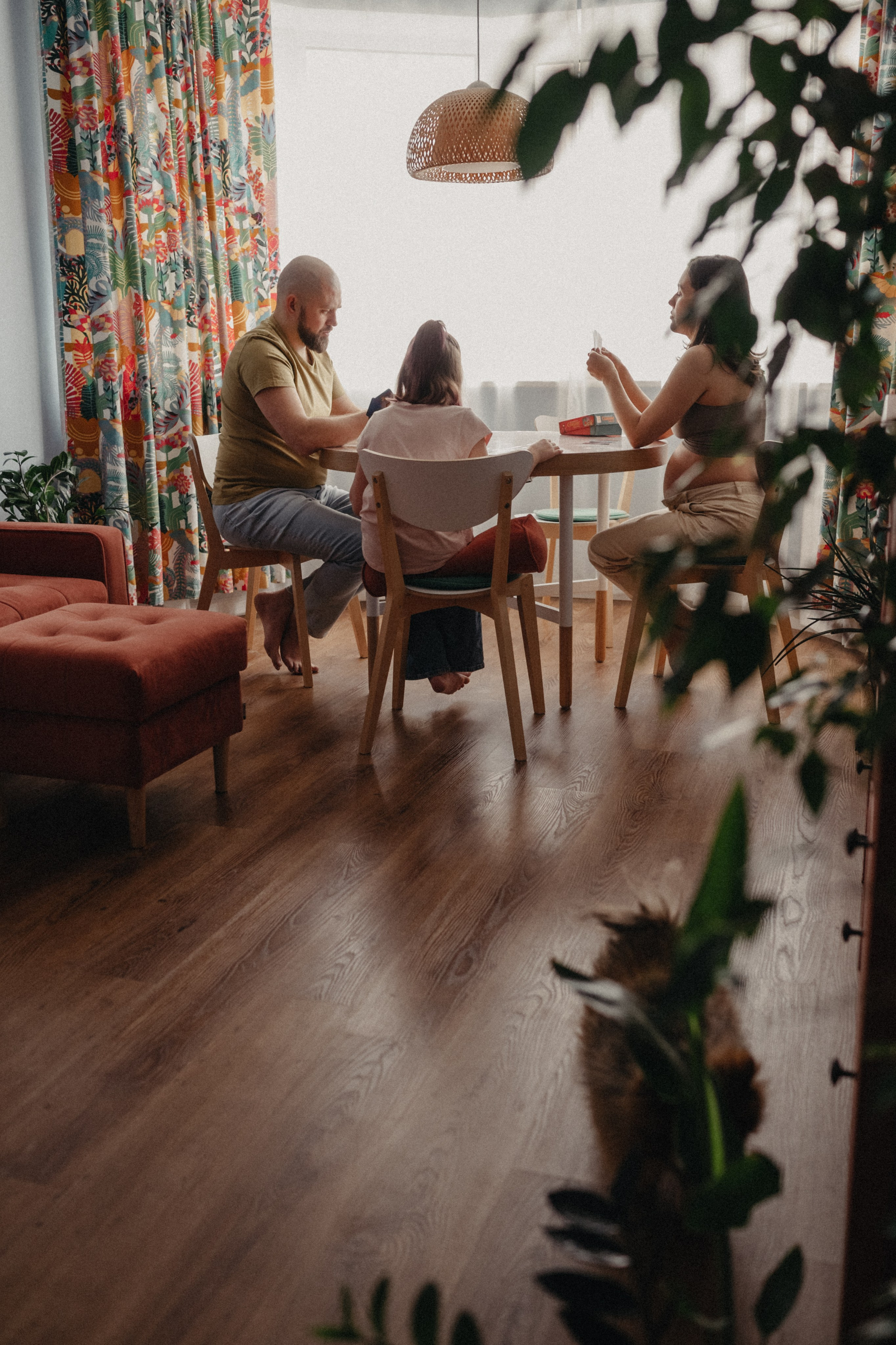 Иван, Даша и Маша в ожидании). Фотограф Горбенко Анна