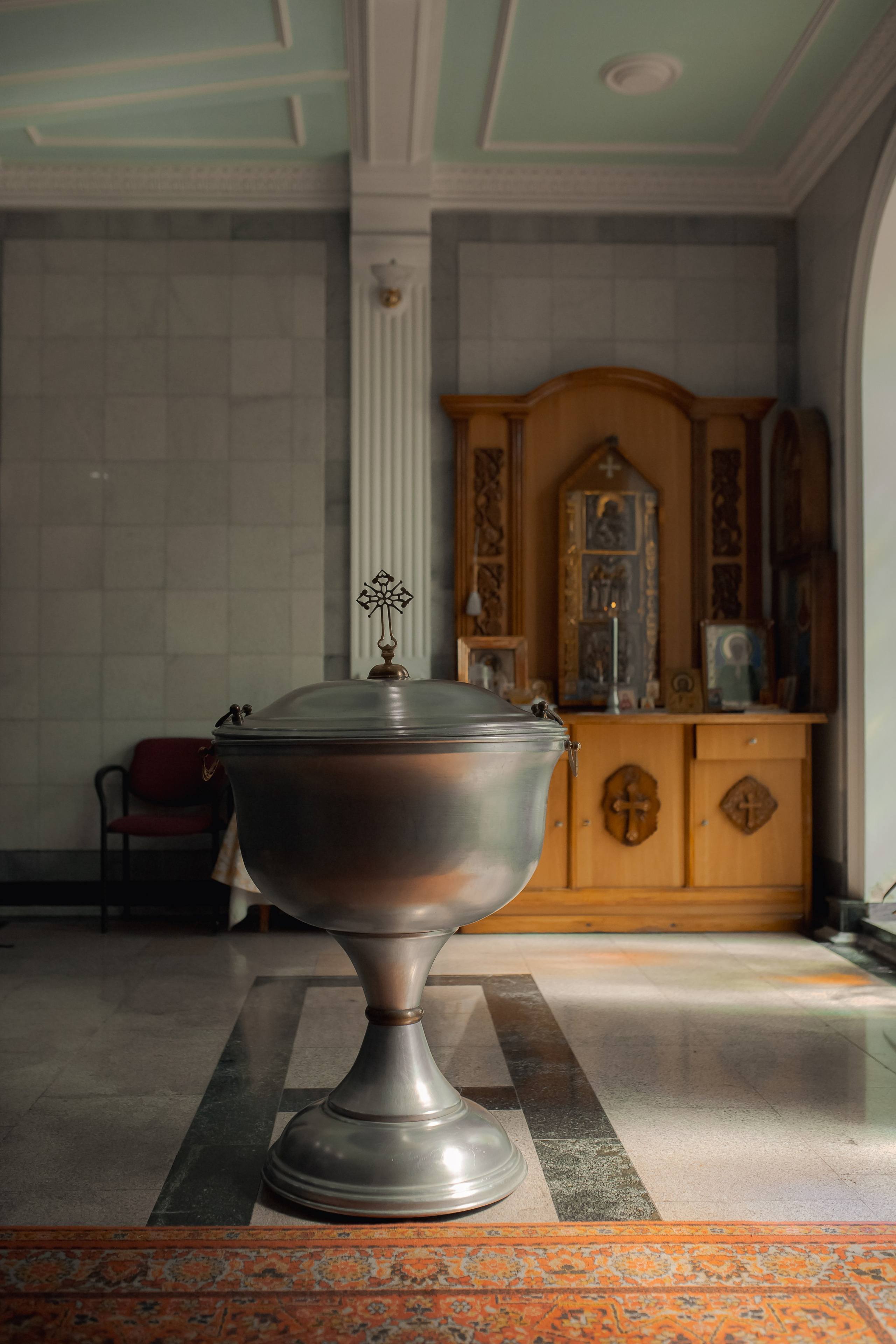 комната, где крестят в соборе на Госпитальном
