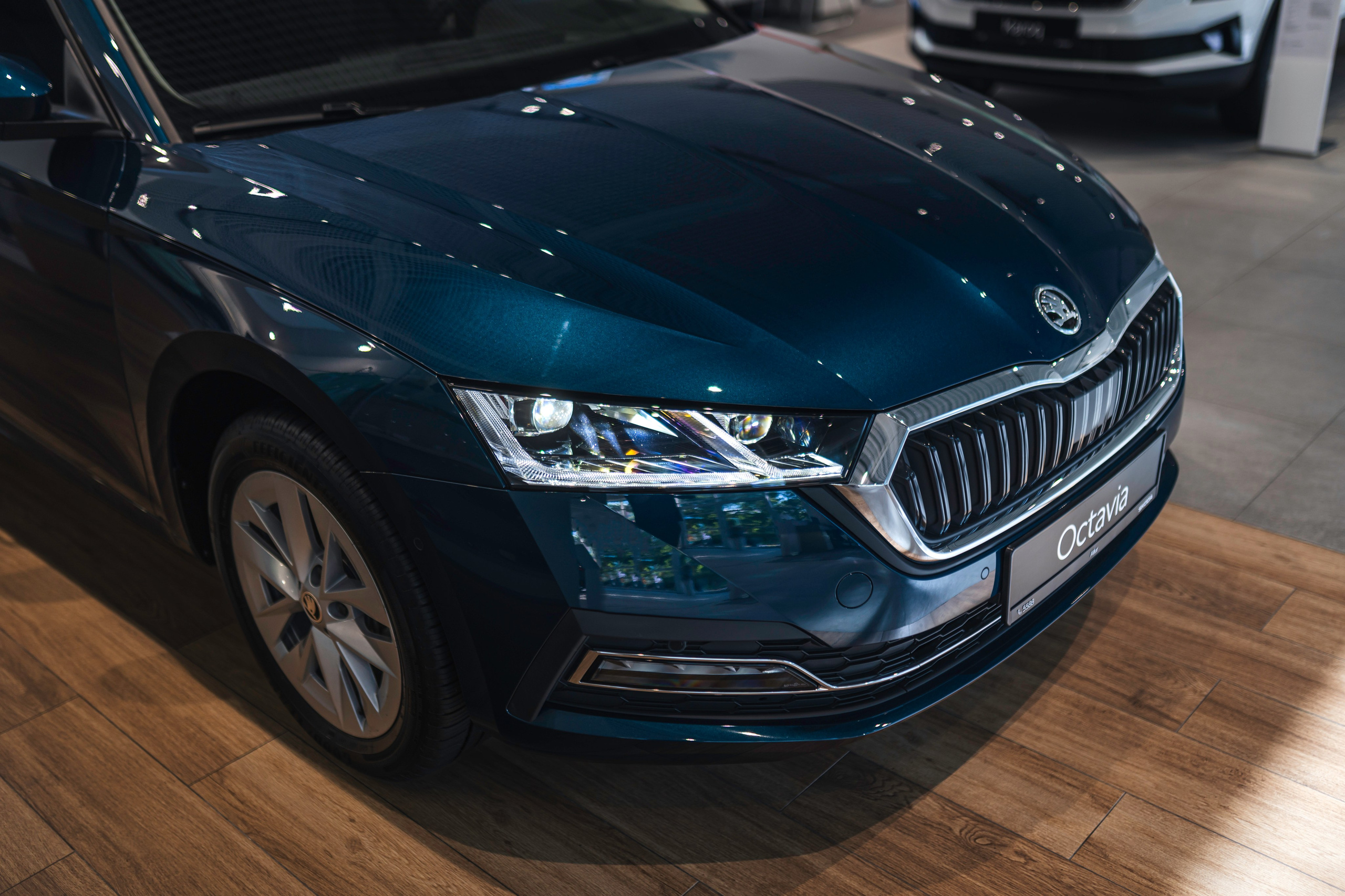 Skoda Dealership. Чен Станислав | Автомобильный фотограф | Алматы, Казахстан