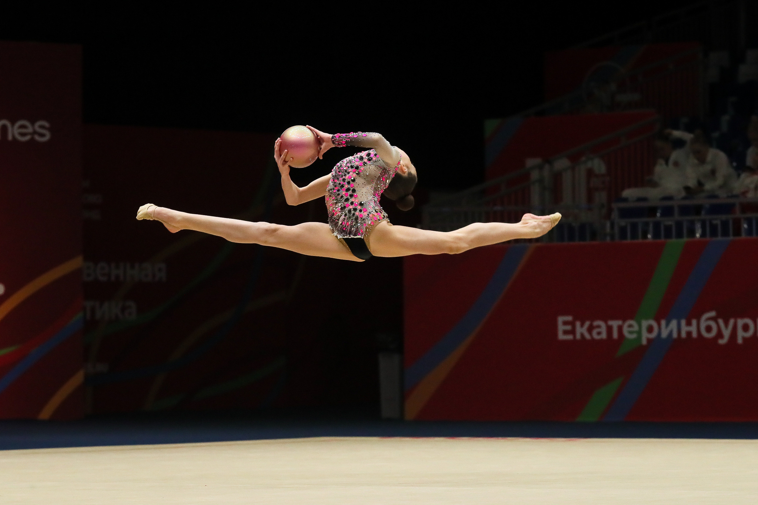 Игры вызова легенд 2023 — Художественная гимнастика. Спортивный фотограф Екатеринбург Онлайн трансляции