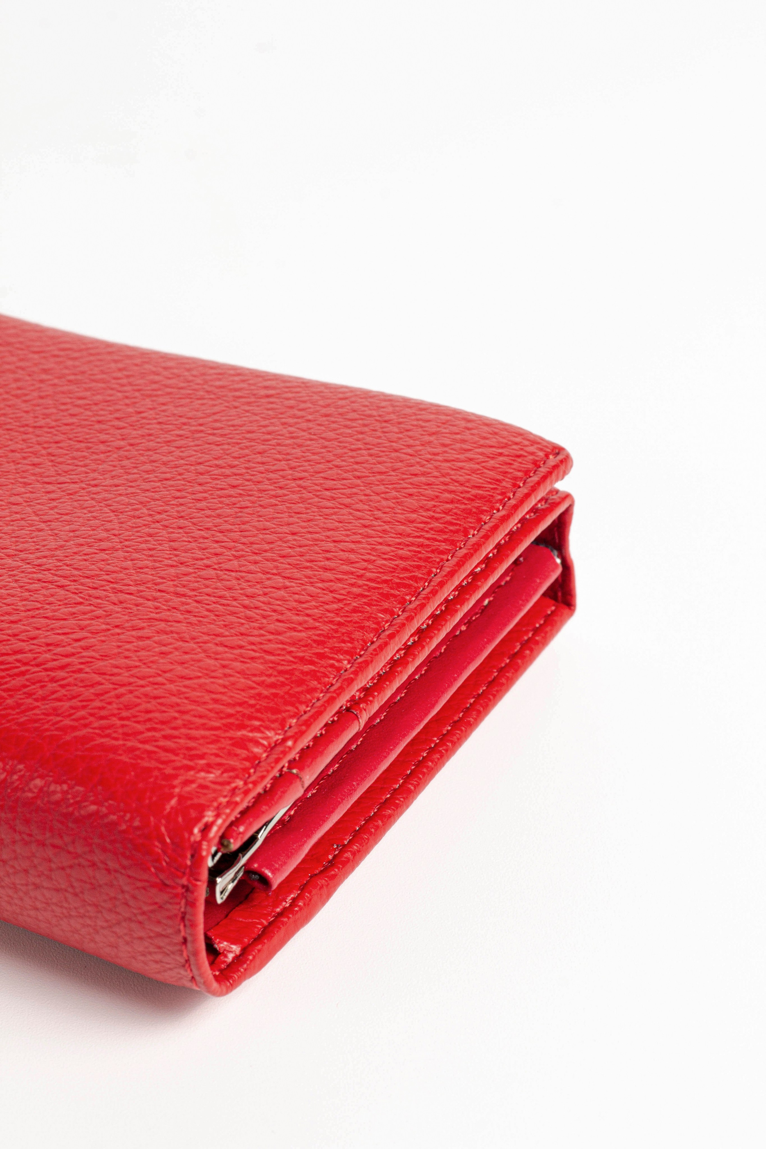 Предметная фотография изделий из кожи. Предметный фотограф в Москве и Московской области