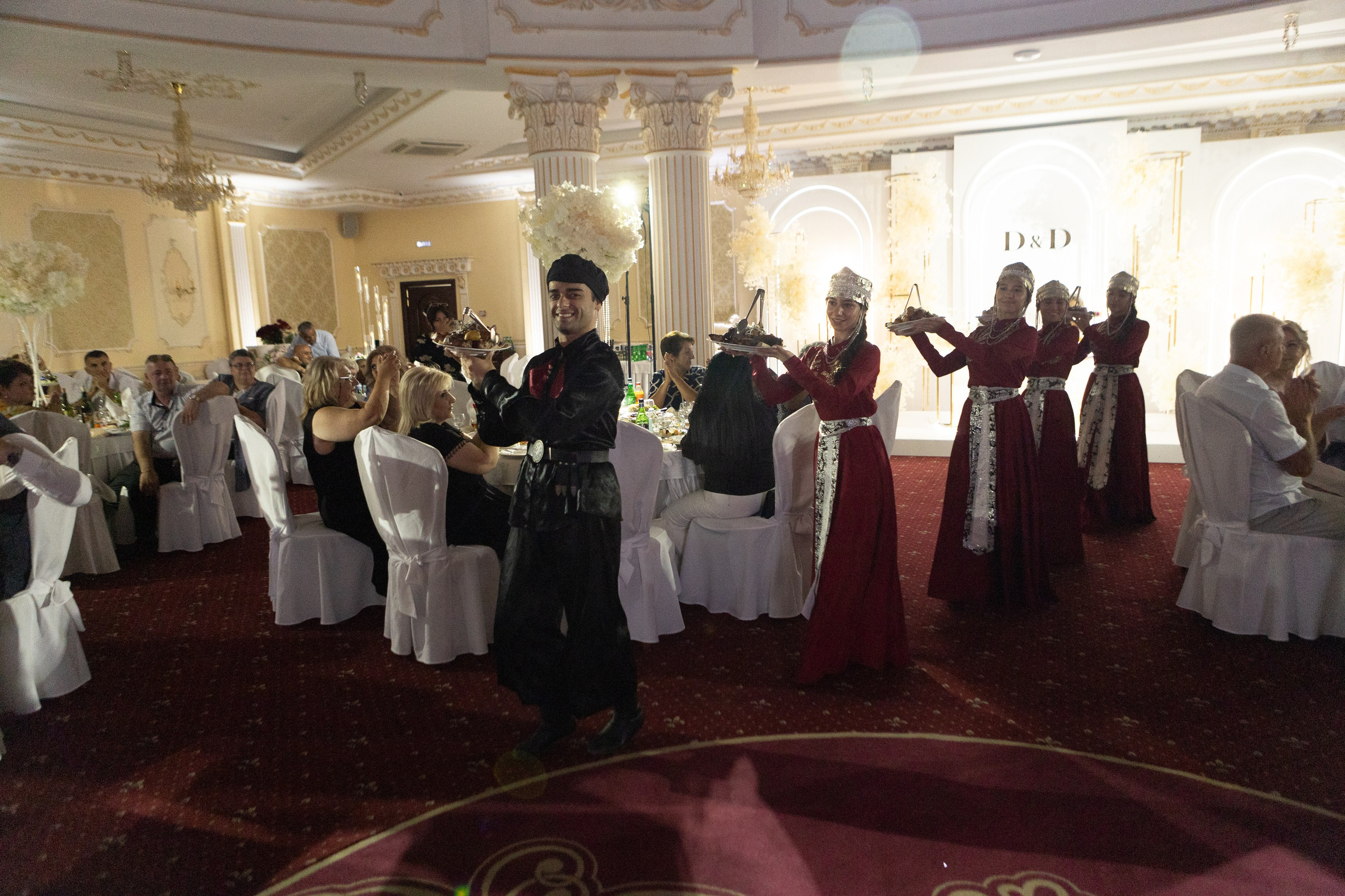 Свадебный фотограф Уфа — Руслан ГабдлисламовЖивые эмоции, красивые кадры, воспоминания на всю жизнь.Работаю по всей Республике Башкортоста. Свадебный фотограф Уфа Руслан Габдлисламов